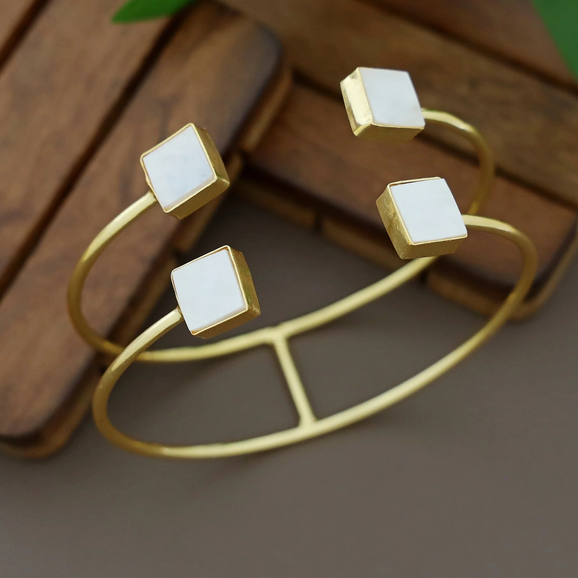Golden 2 Layer Tetra Square Glossy Stone Bangle - Image 7