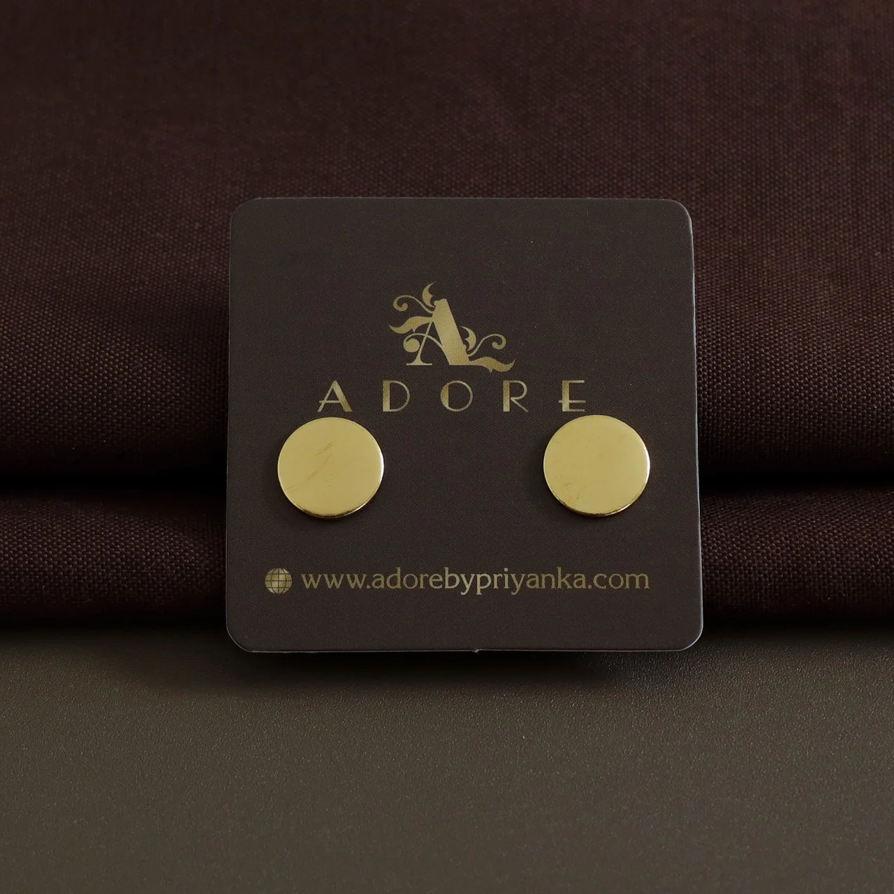 Golden 3 Coin Short Neckpiece With Stud - Image 3