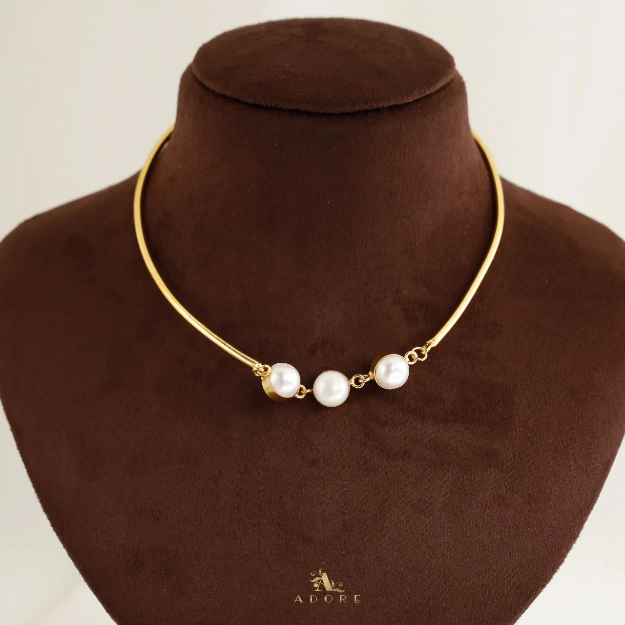 Golden 3 Fresh Water Pearl Neck Cuff - Image 2