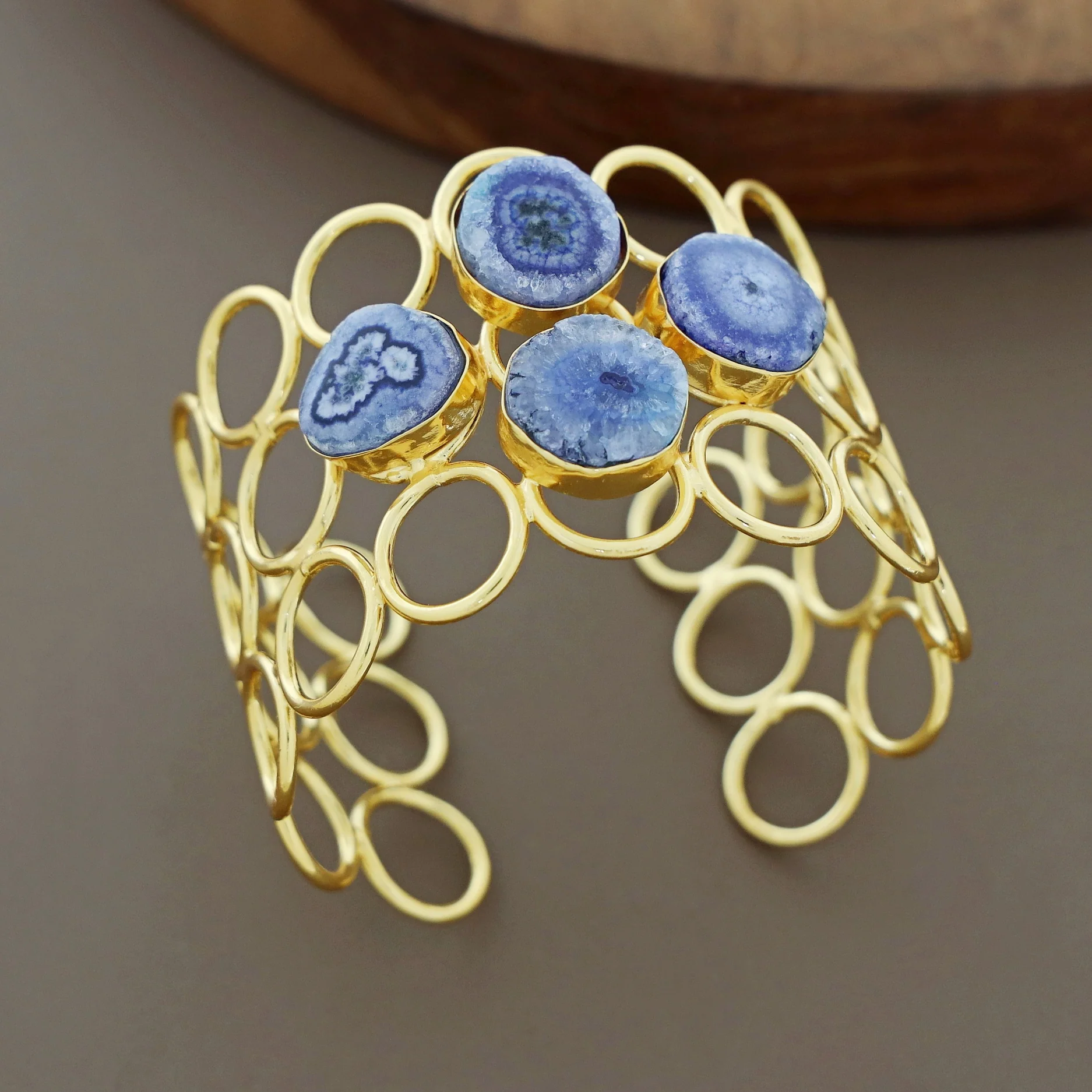 Golden 3 Layer Circle Tetra Agate Stone Bangle - Image 6