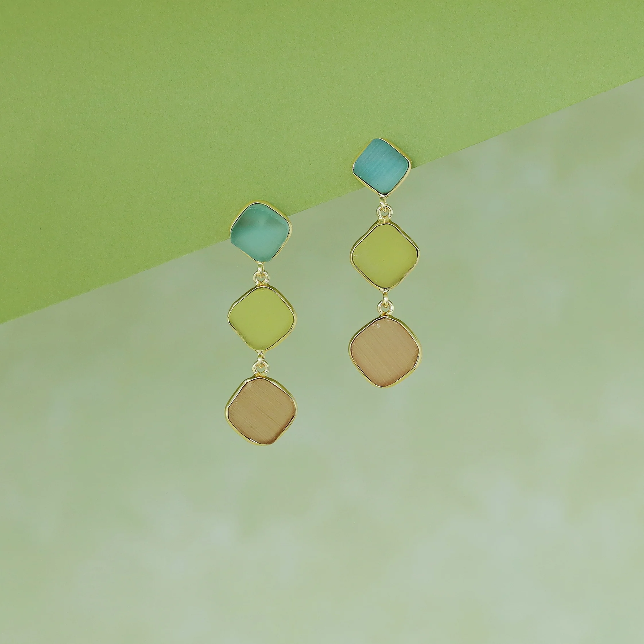 Golden 3 Layer Rhombus Earring - Image 5