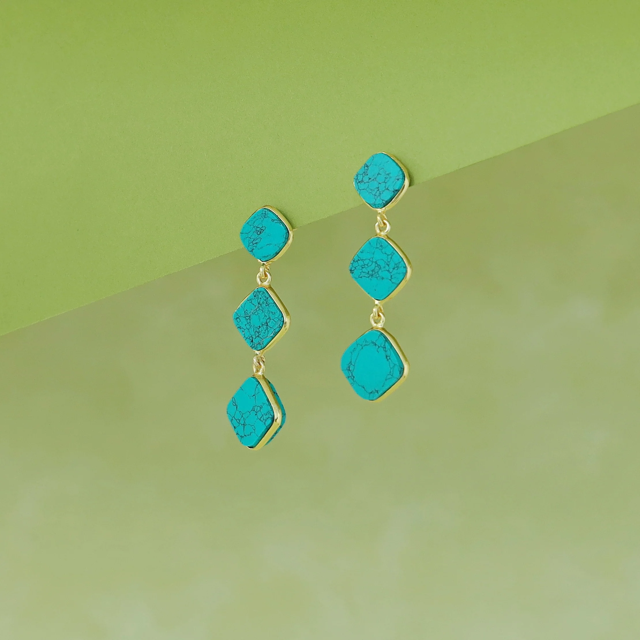 Golden 3 Layer Rhombus Earring - Image 9