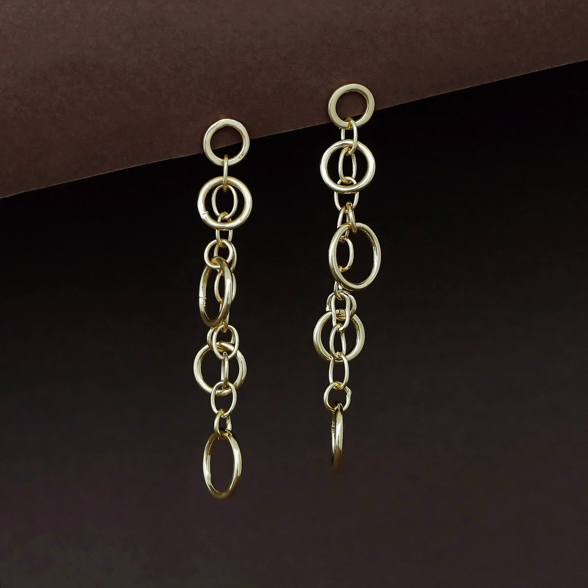 Reyz Golden Circle Long Chain Earring - Image 2