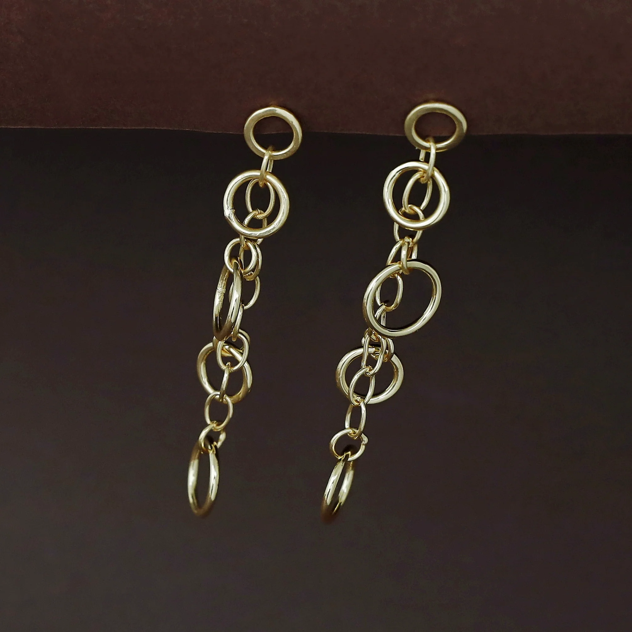 Reyz Golden Circle Long Chain Earring - Image 4