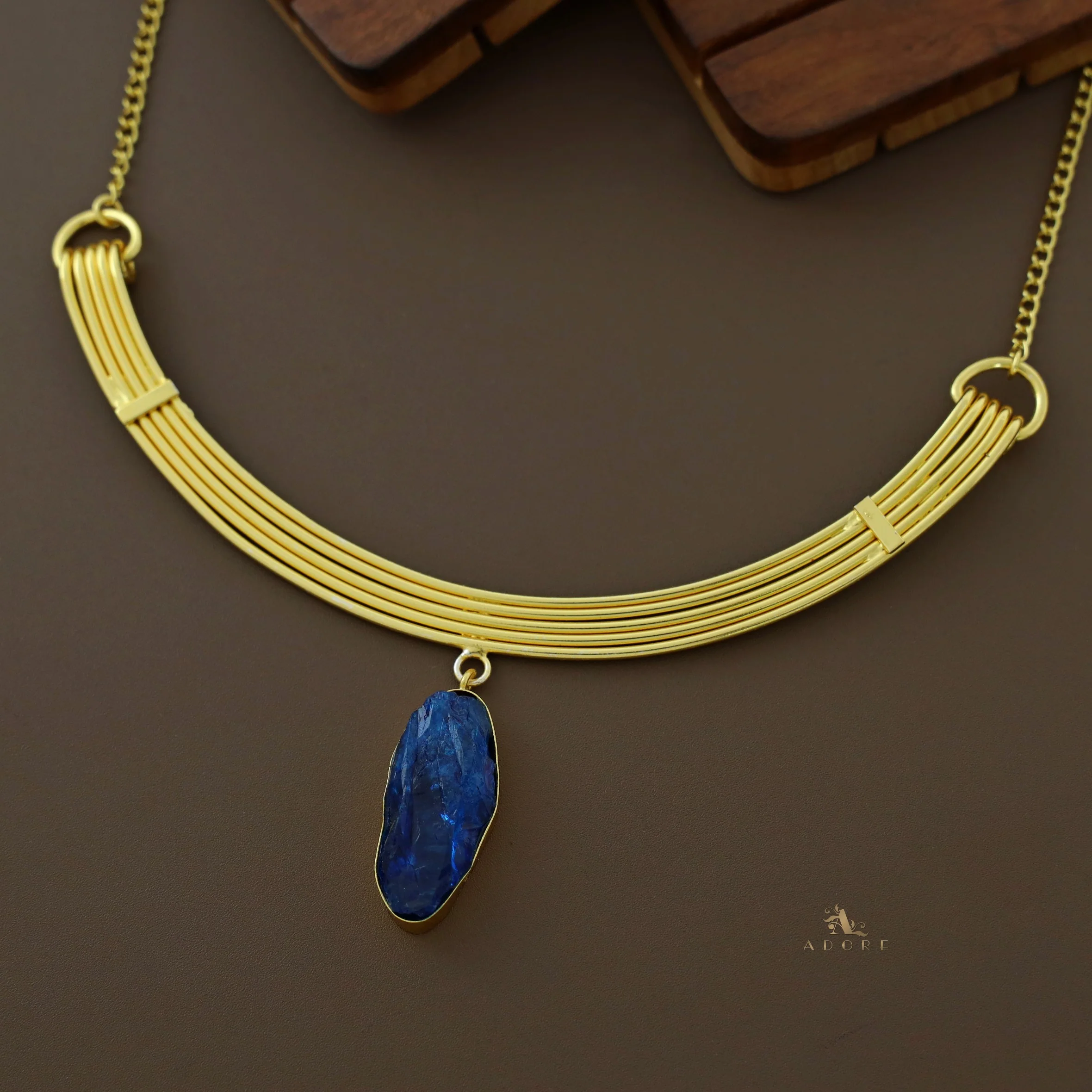 Golden 5 Layer Dyed Stone Short Neckpiece - Image 2