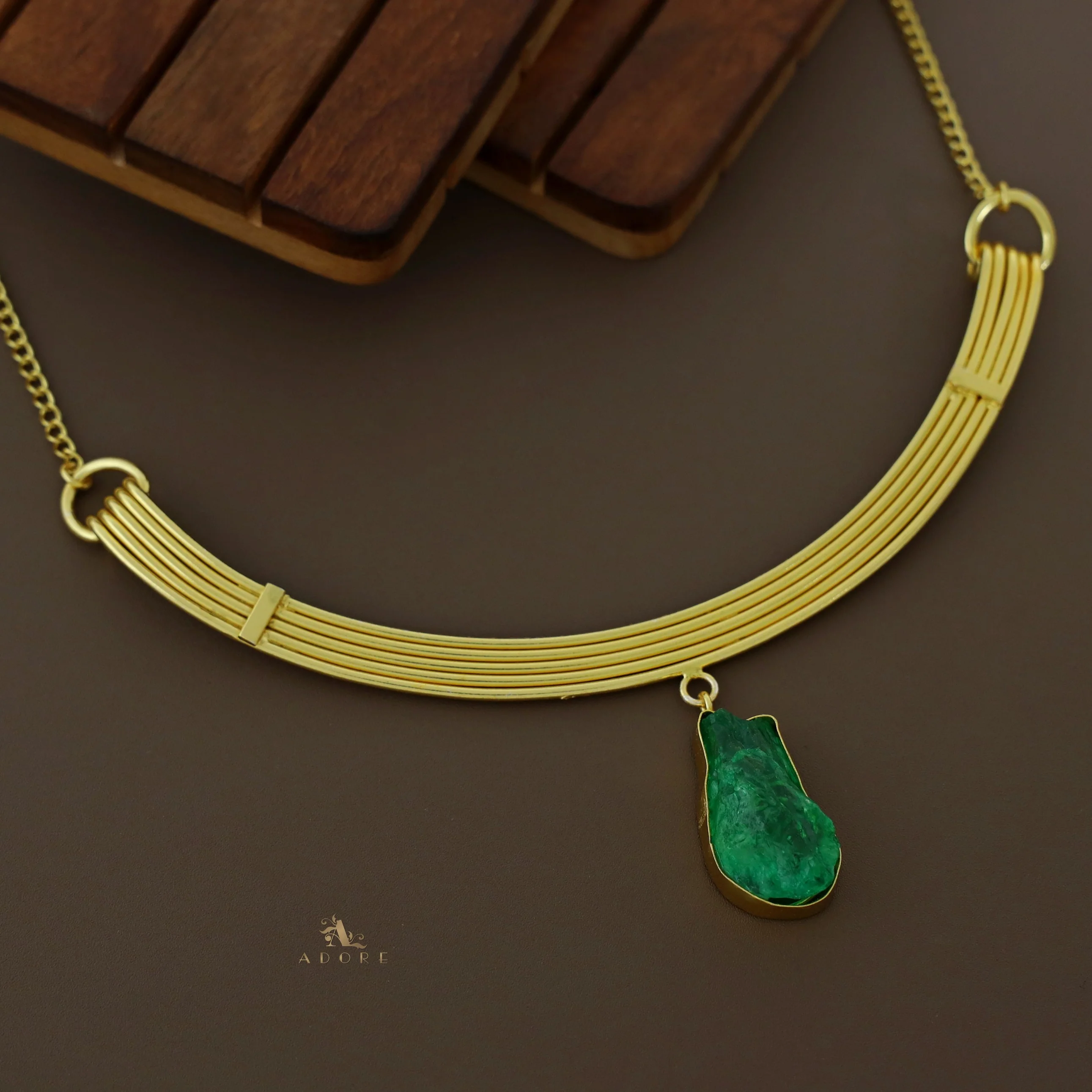 Golden 5 Layer Dyed Stone Short Neckpiece - Image 9