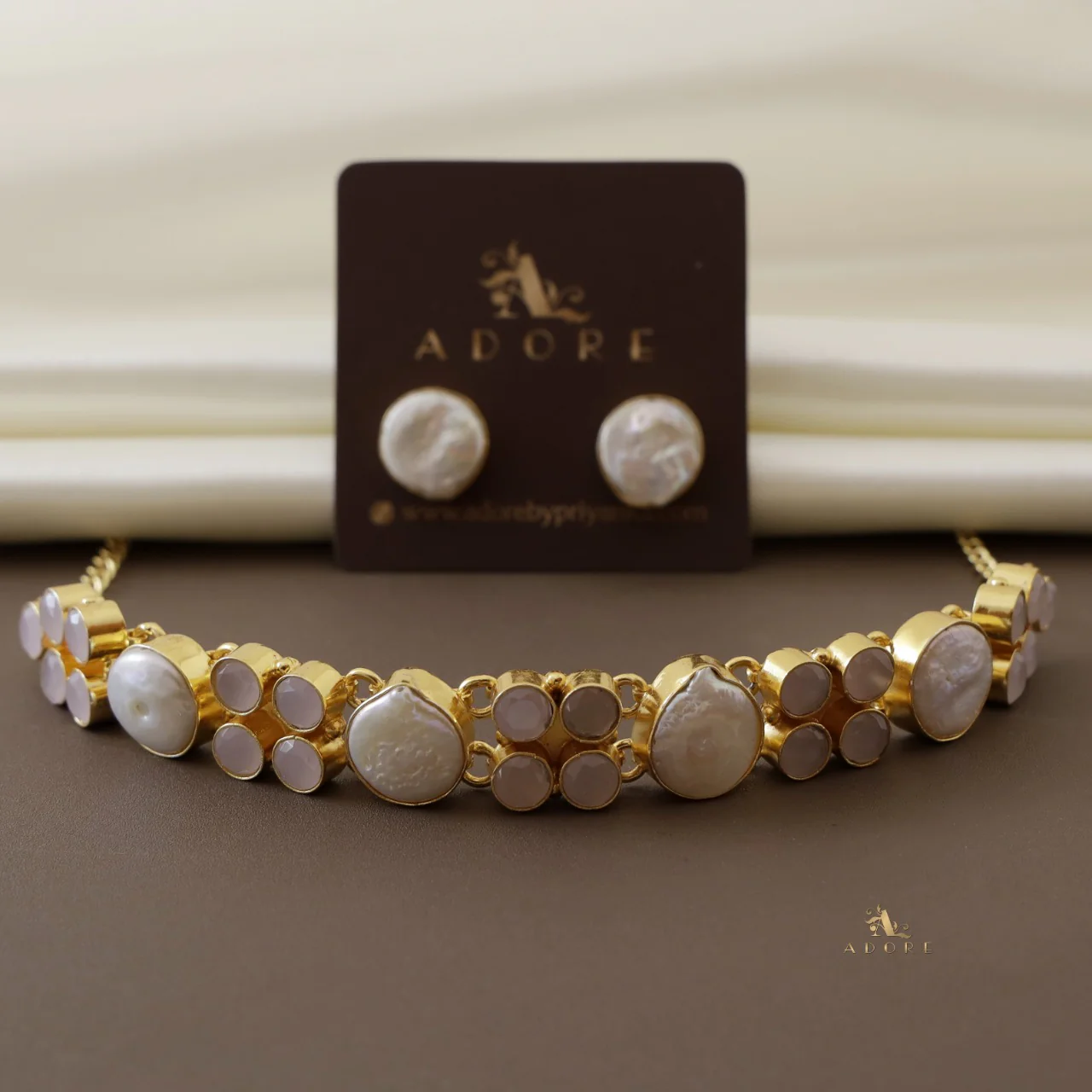 Golden Aboli Baroque Choker With Stud - Image 6