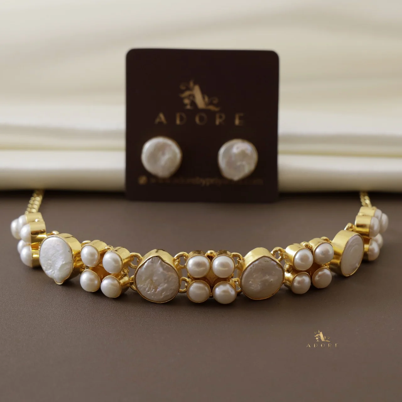Golden Aboli Baroque Choker With Stud - Image 8