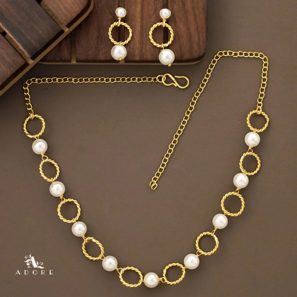 Golden Adya Circle Pearl Short Neckpiece With Earring - Image 3