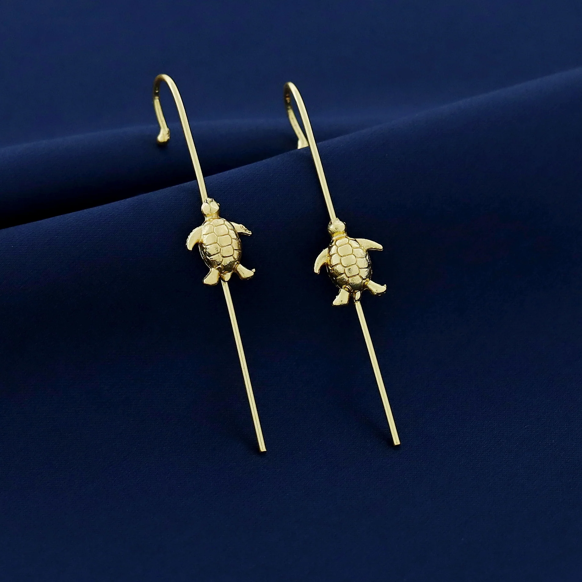 Analeia Golden Animals Ear-Cuff (Set Of 2) - Image 11