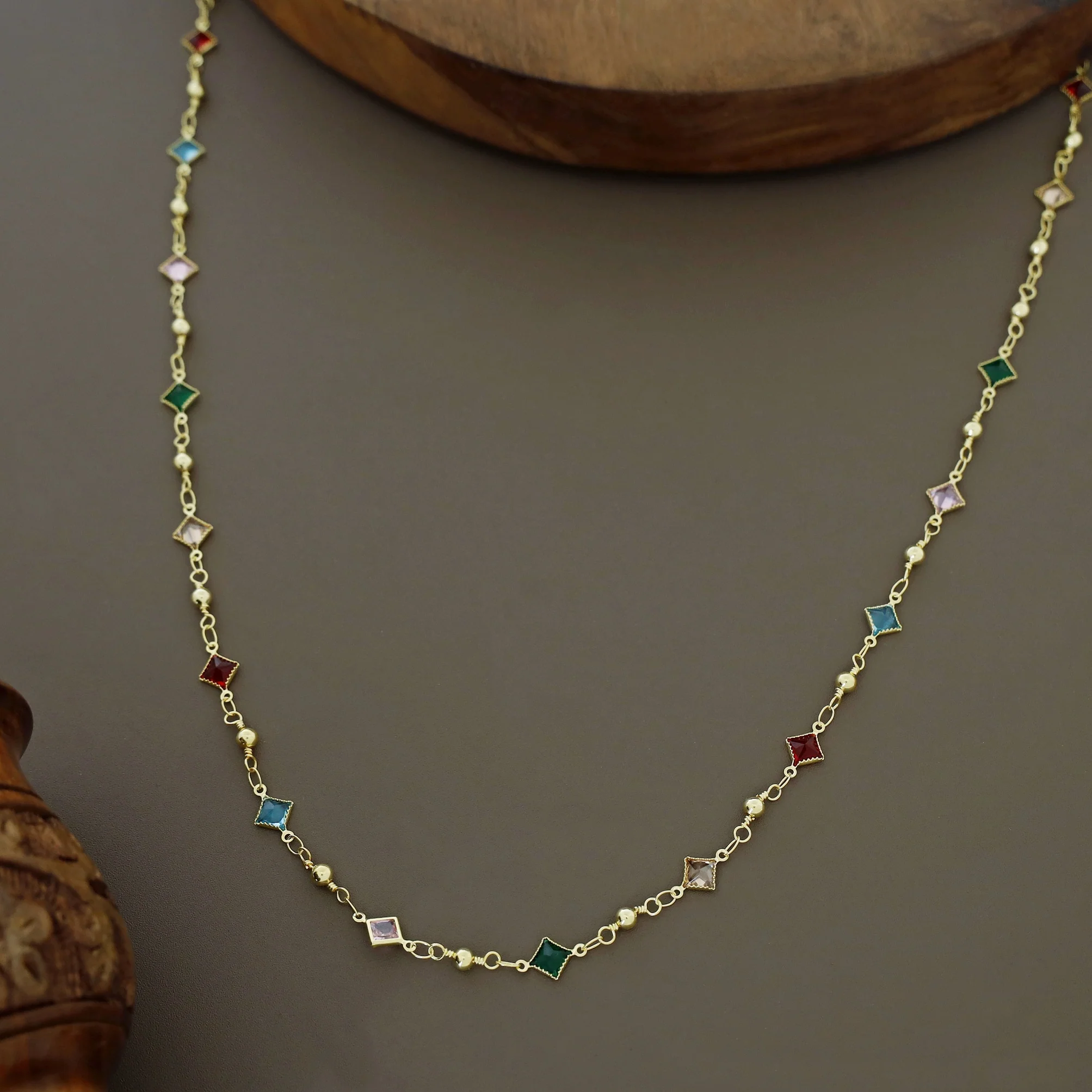 Golden Ball Mini Diamond Glossy Stone Long Neckpiece - Image 2