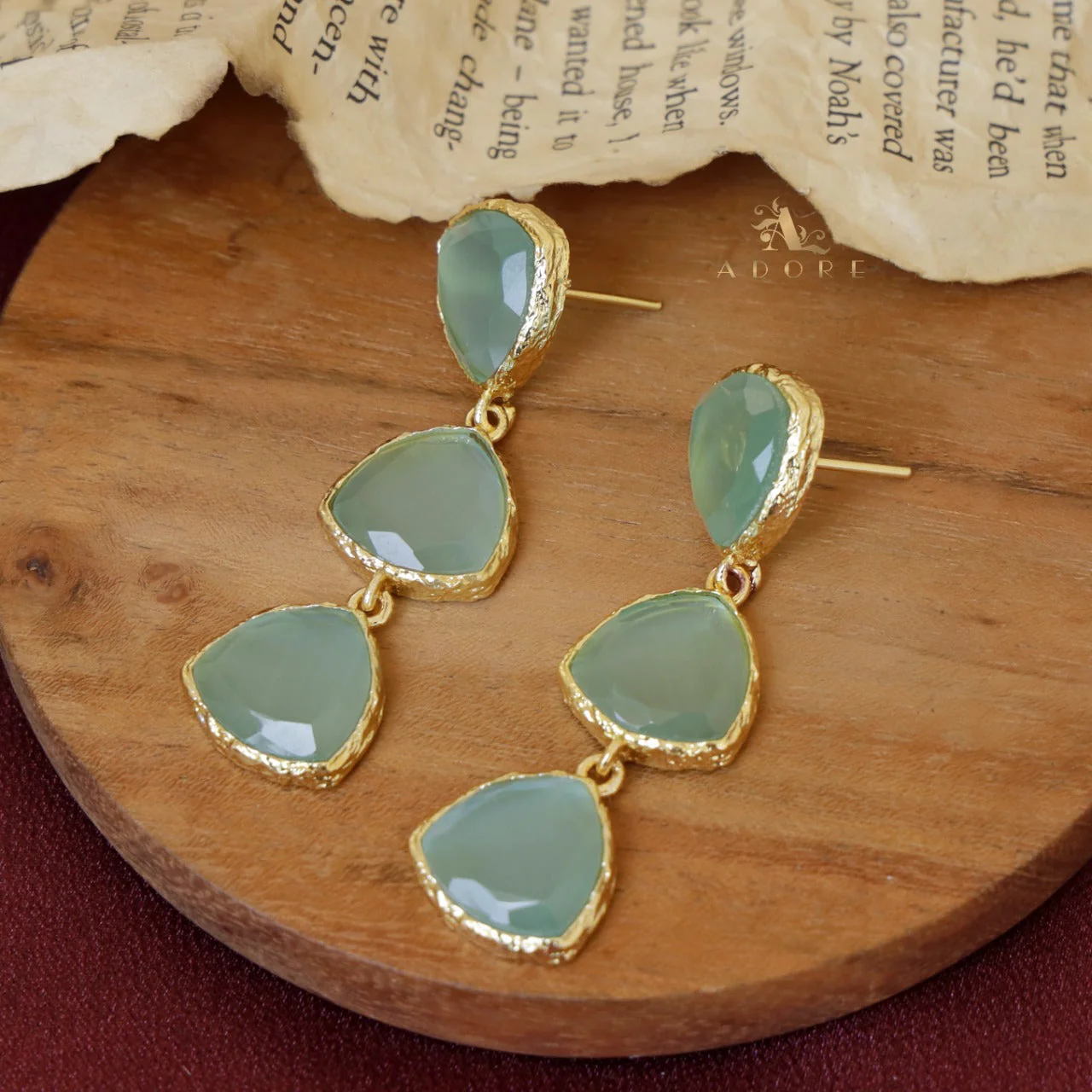 Golden Beatrixa Earring - Image 11