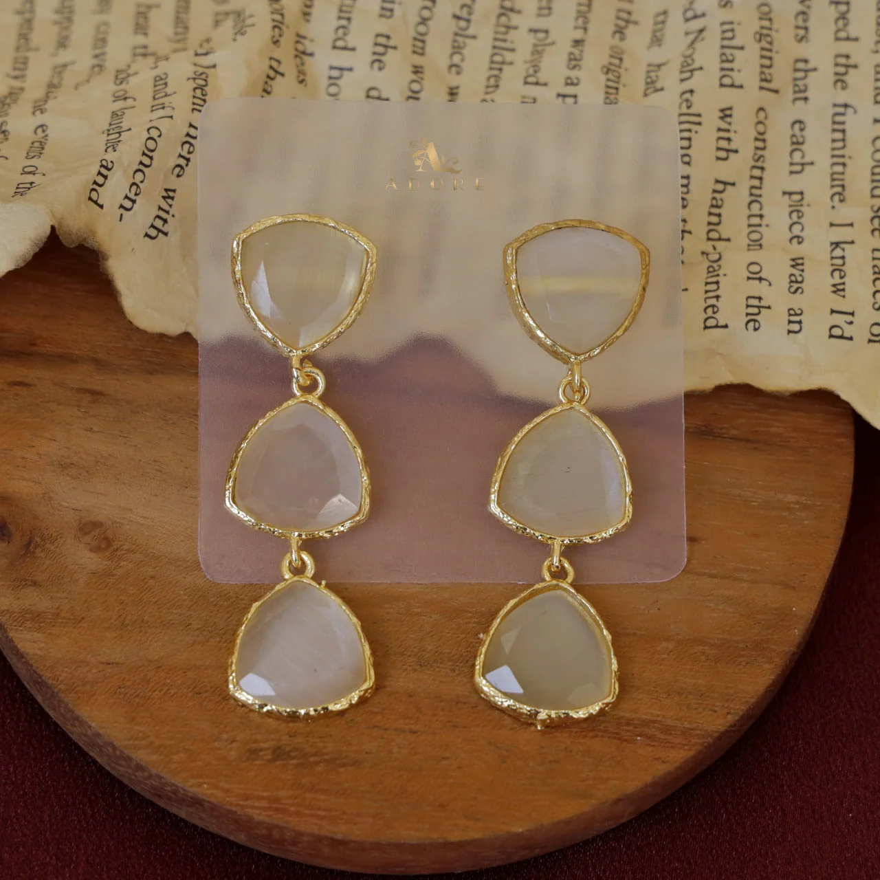 Golden Beatrixa Earring - Image 12