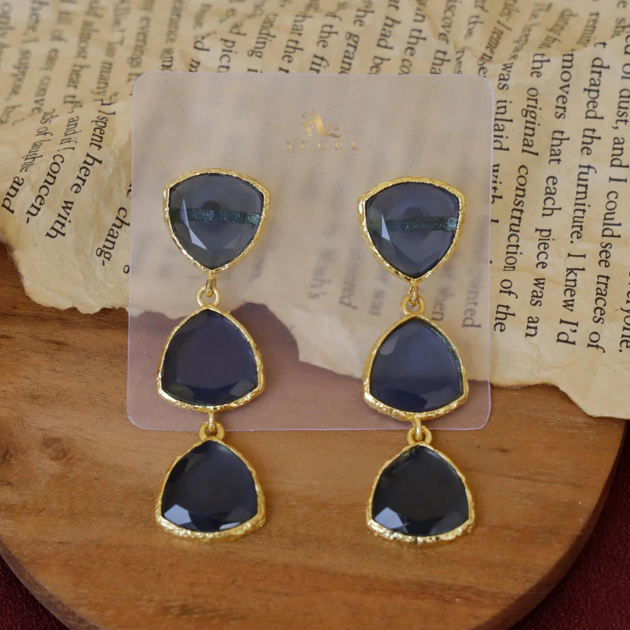 Golden Beatrixa Earring - Image 7