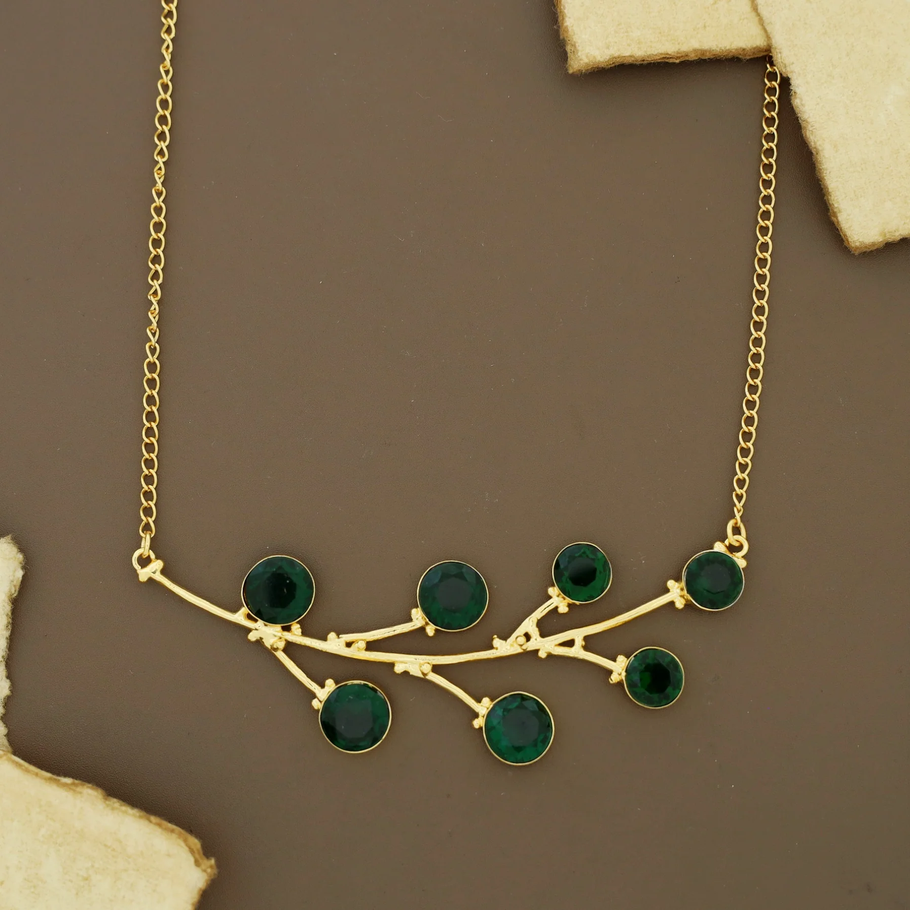 Sitara Golden Chainy Leaf Circle Glossy Neckpiece - Image 2