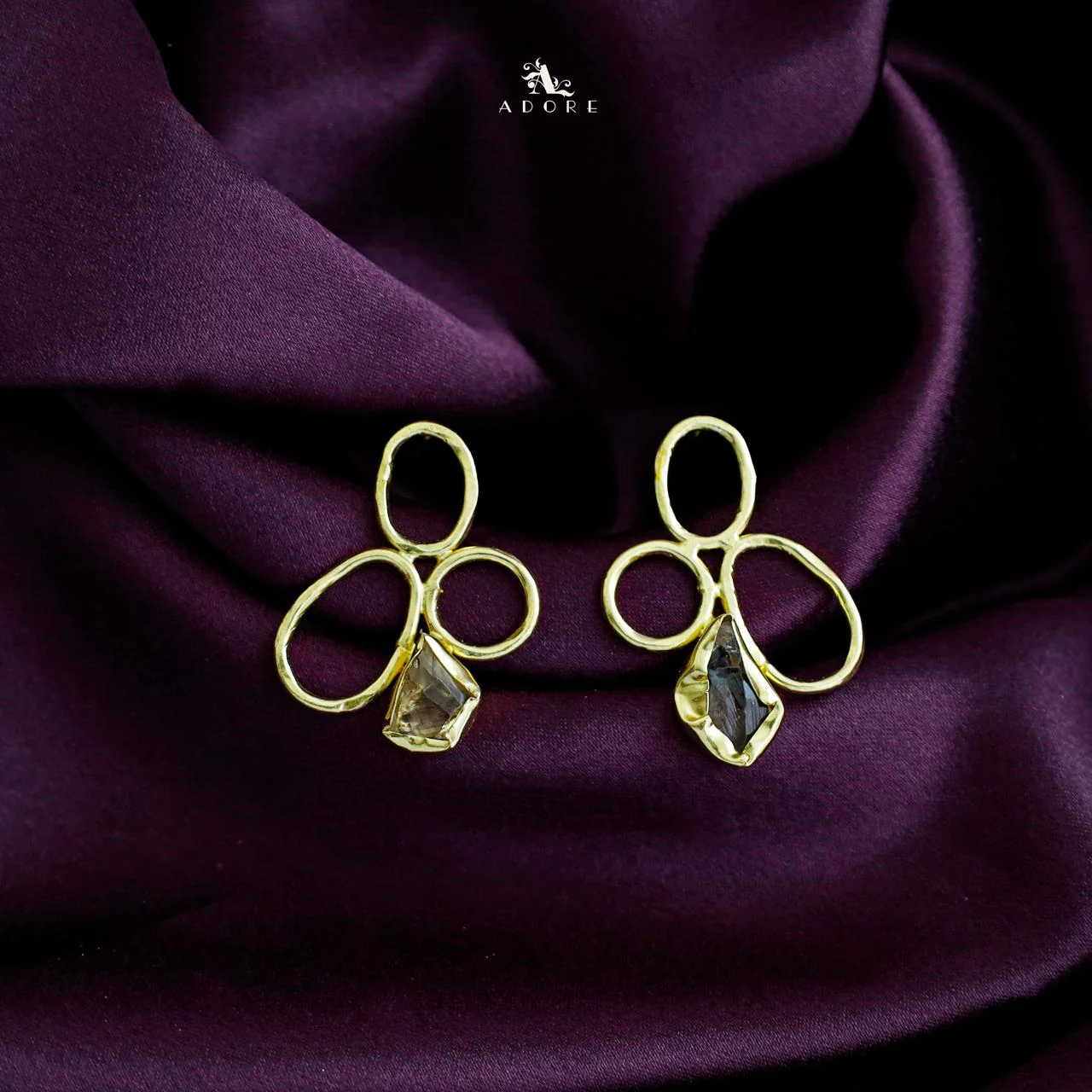 Golden Circle And Oval Raw Stone Earring - Image 5