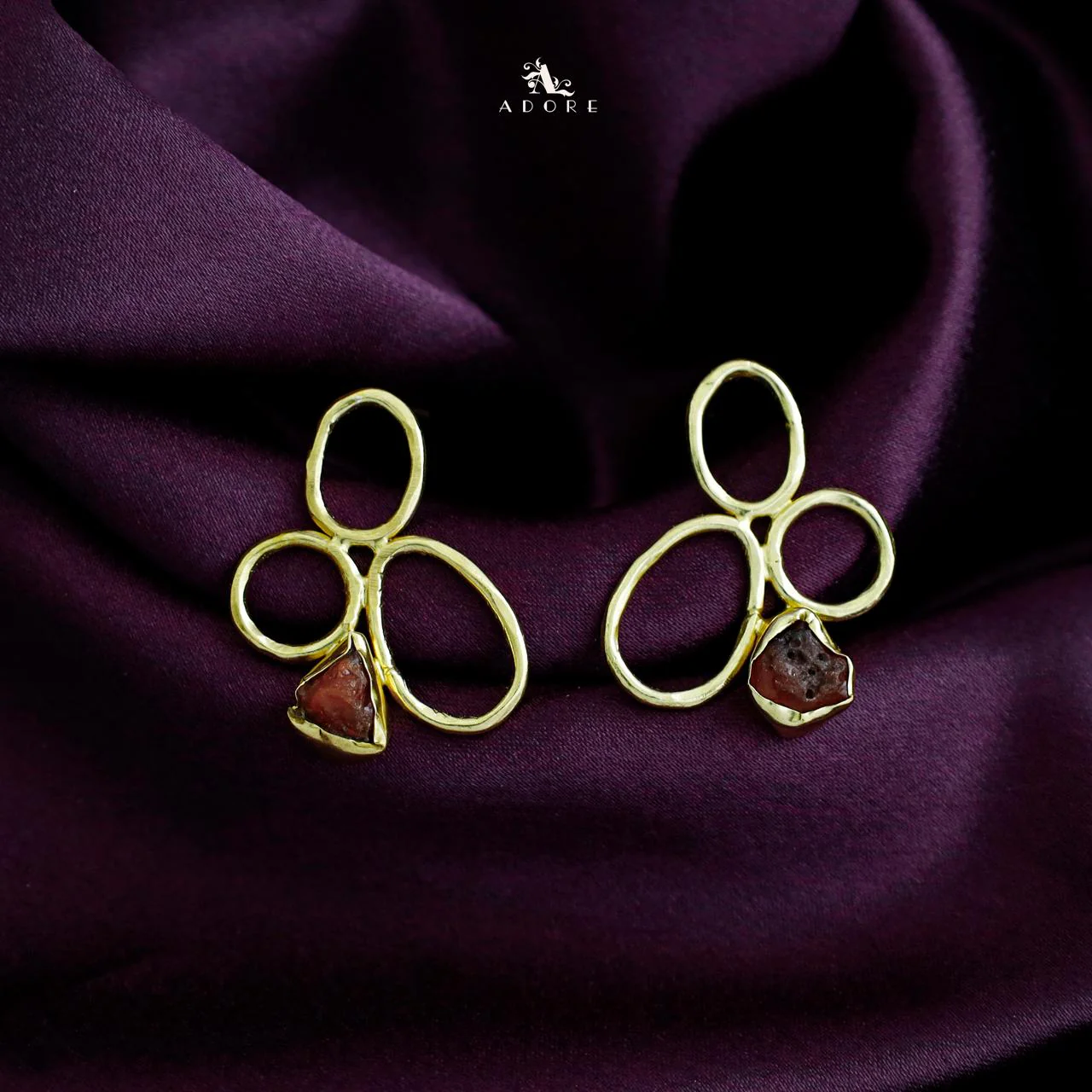 Golden Circle And Oval Raw Stone Earring - Image 8