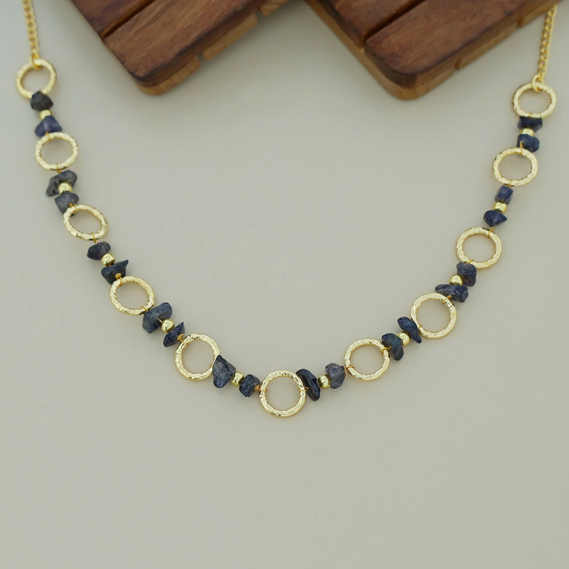 Jismi Golden Hammered Circle And Raw Stone Neckpiece - Image 6