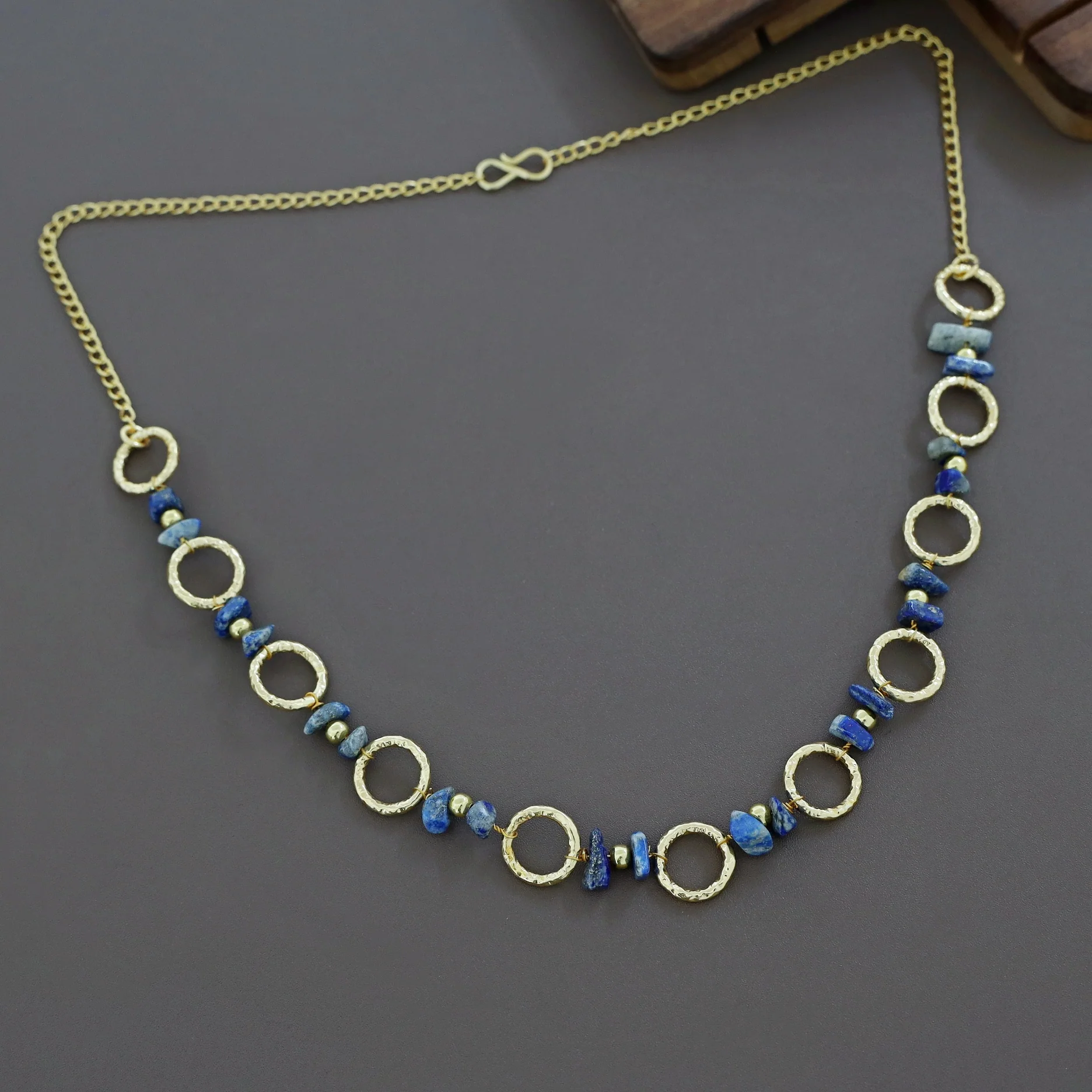 Jismi Golden Hammered Circle And Raw Stone Neckpiece - Image 7