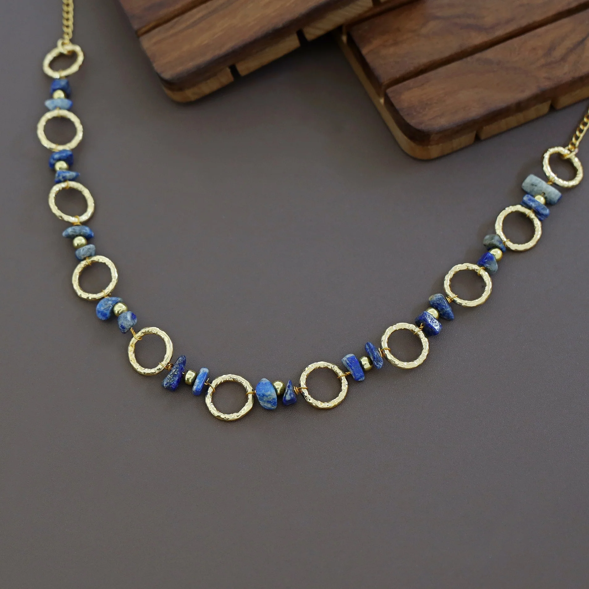 Jismi Golden Hammered Circle And Raw Stone Neckpiece - Image 8