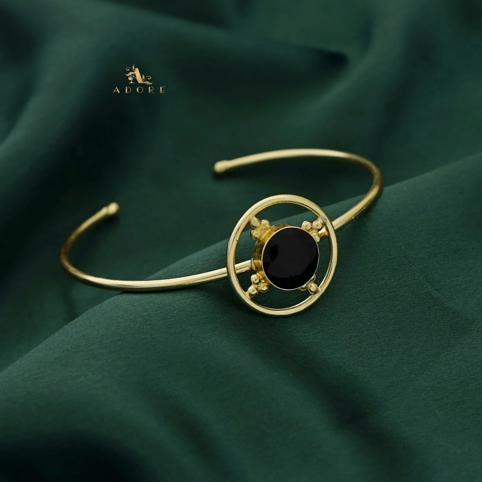 Golden Circle Dotted Glossy Bangle - Image 9
