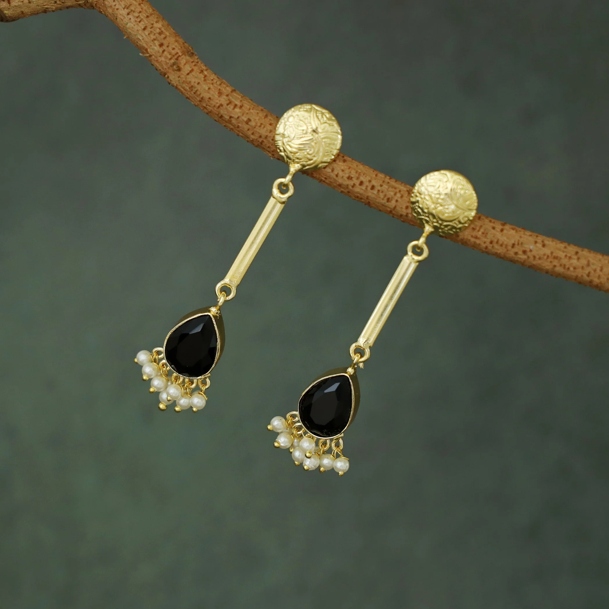 Golden Circle Pendulum Drop Glossy Stone Pearl Earring - Image 12
