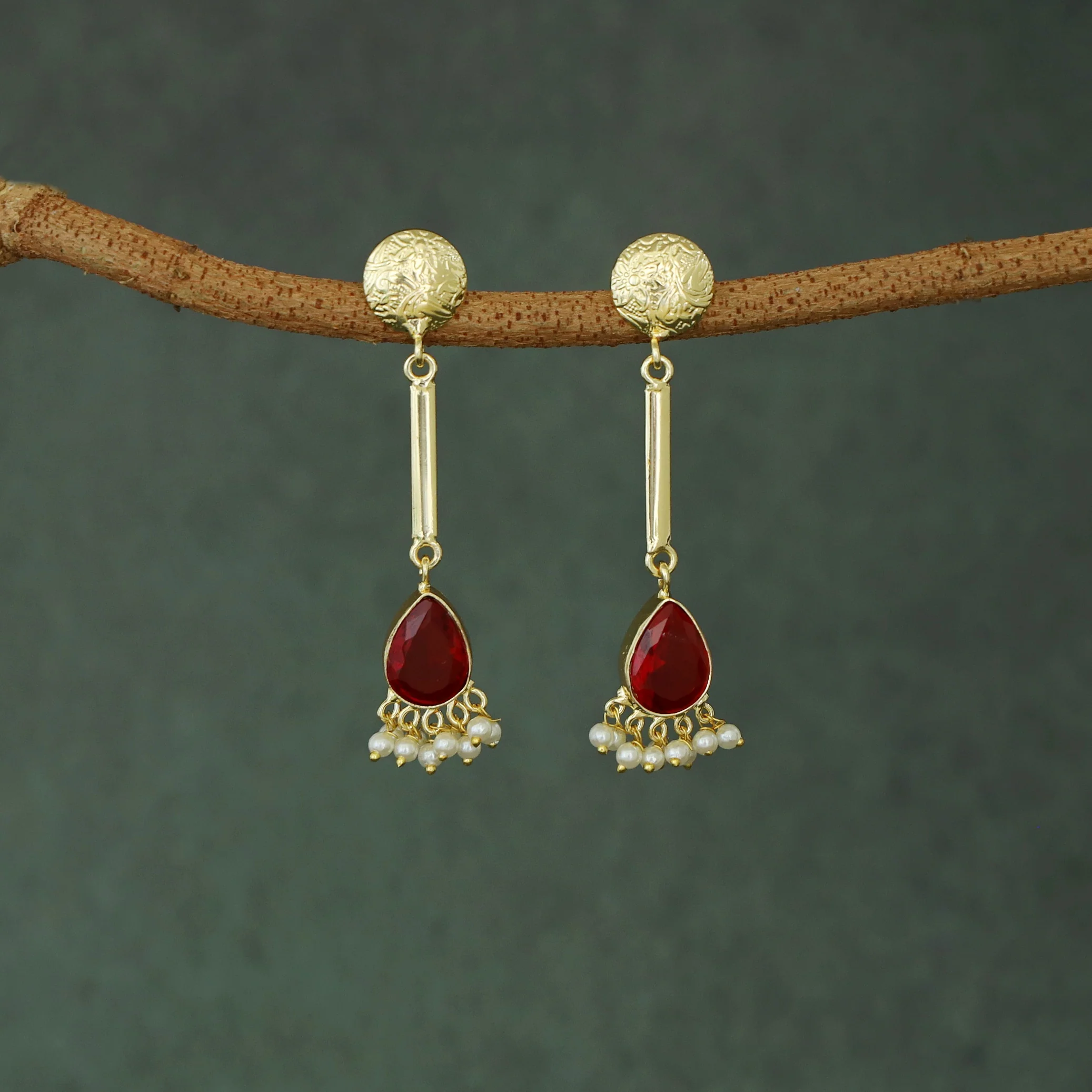 Golden Circle Pendulum Drop Glossy Stone Pearl Earring - Image 2