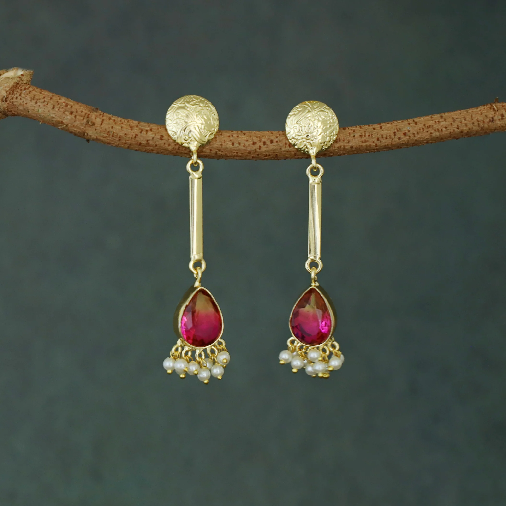 Golden Circle Pendulum Drop Glossy Stone Pearl Earring - Image 9