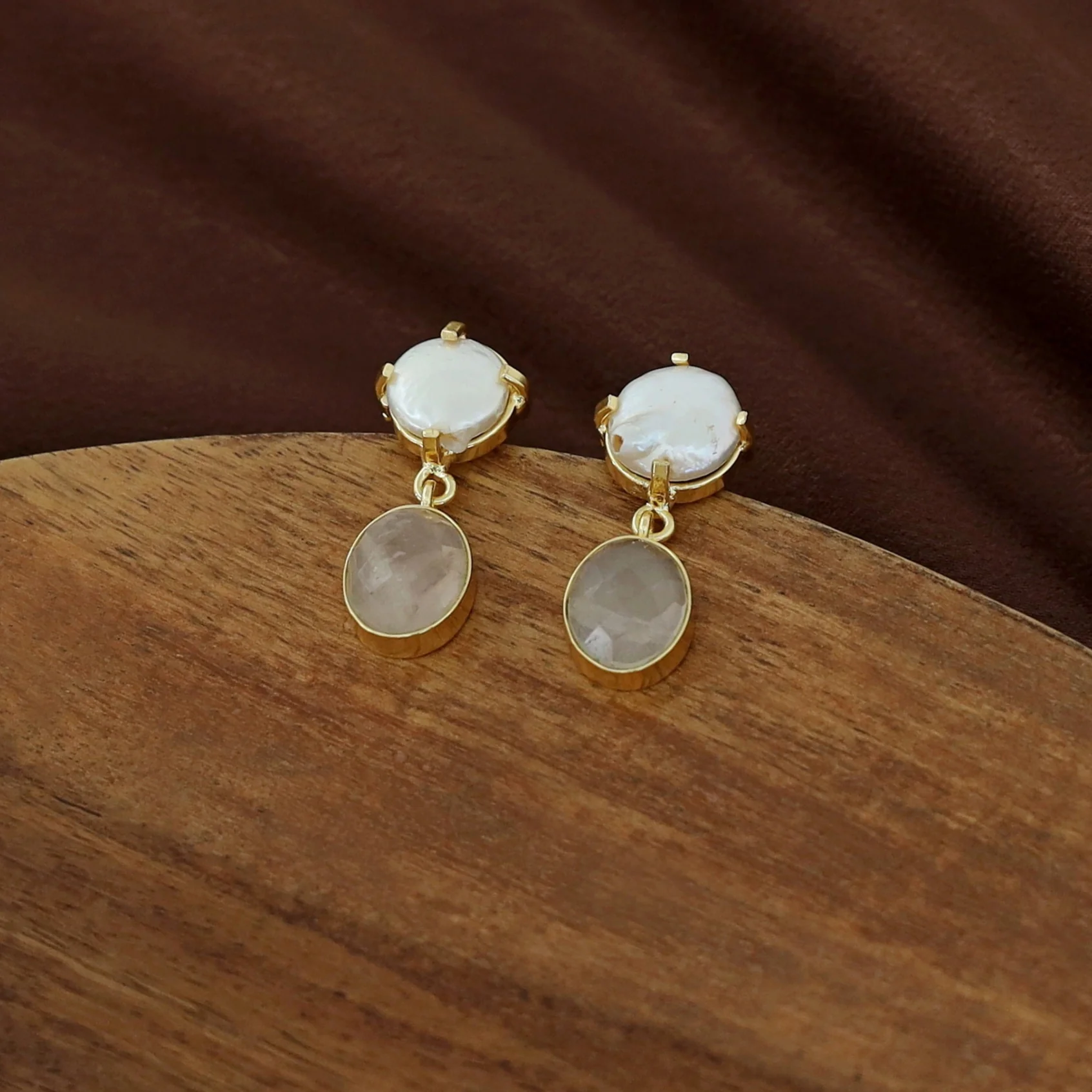 Golden Claw Baroque + Oval Glossy Earring - Image 5
