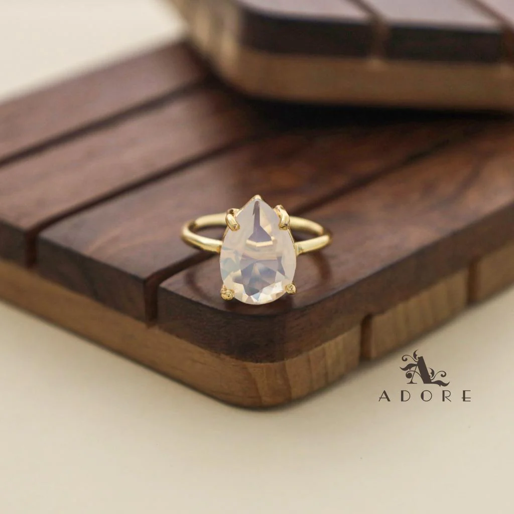 Golden Claw Glossy Drop Ring - Image 12