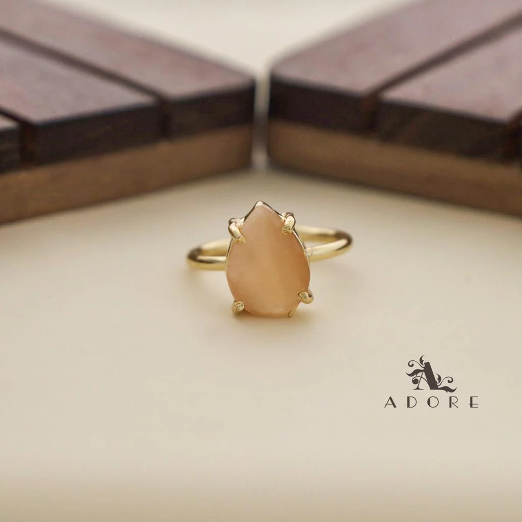Golden Claw Glossy Drop Ring - Image 13