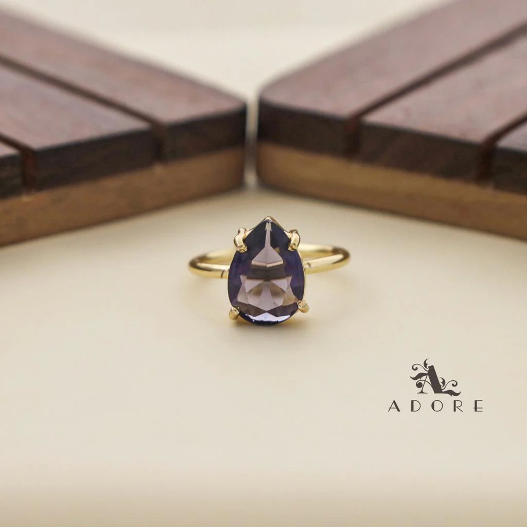 Golden Claw Glossy Drop Ring - Image 5