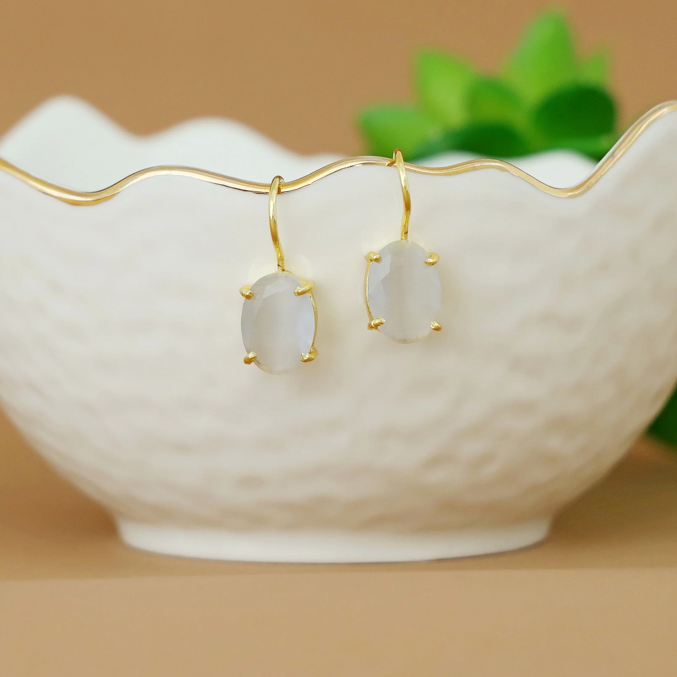 Golden Claw Glossy Oval Drops - Image 15