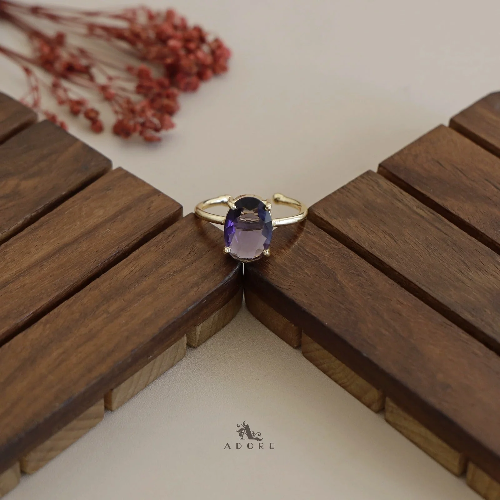 Golden Claw Glossy Oval Ring - Image 14