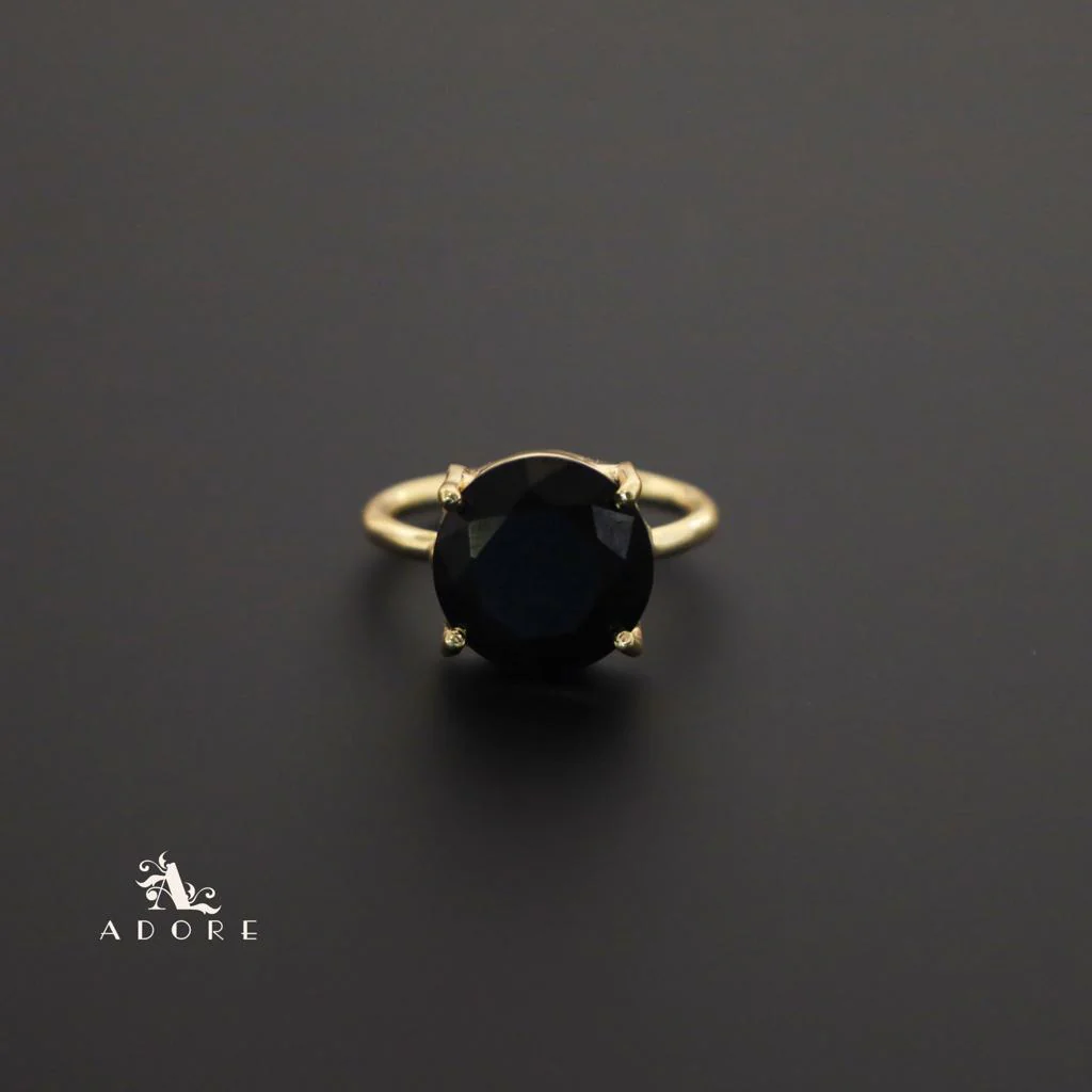Golden Claw Glossy Round Ring - Image 15
