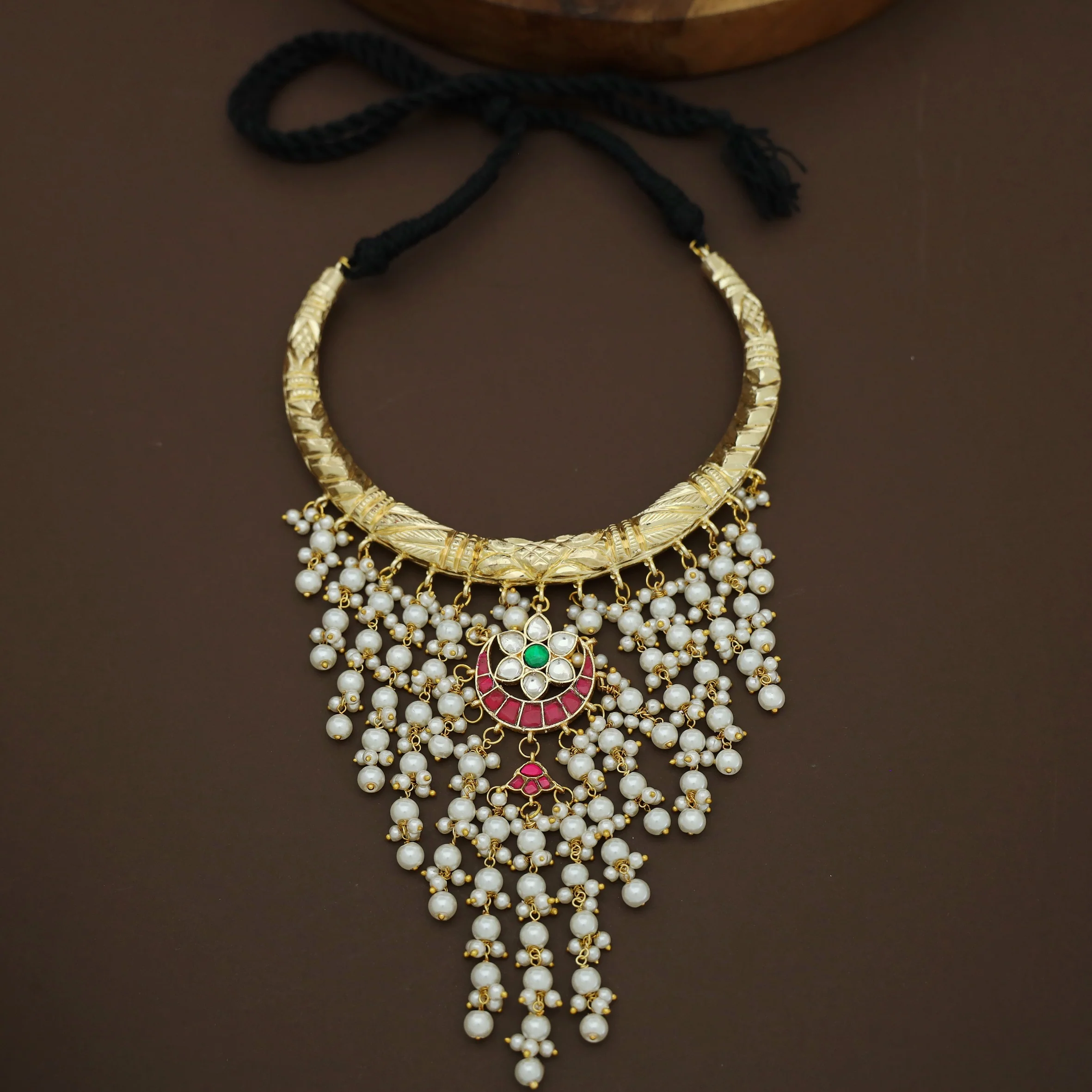 Golden Cluster Pearl Hanging Jadau Kundan Flower Neck-Cuff - Image 5