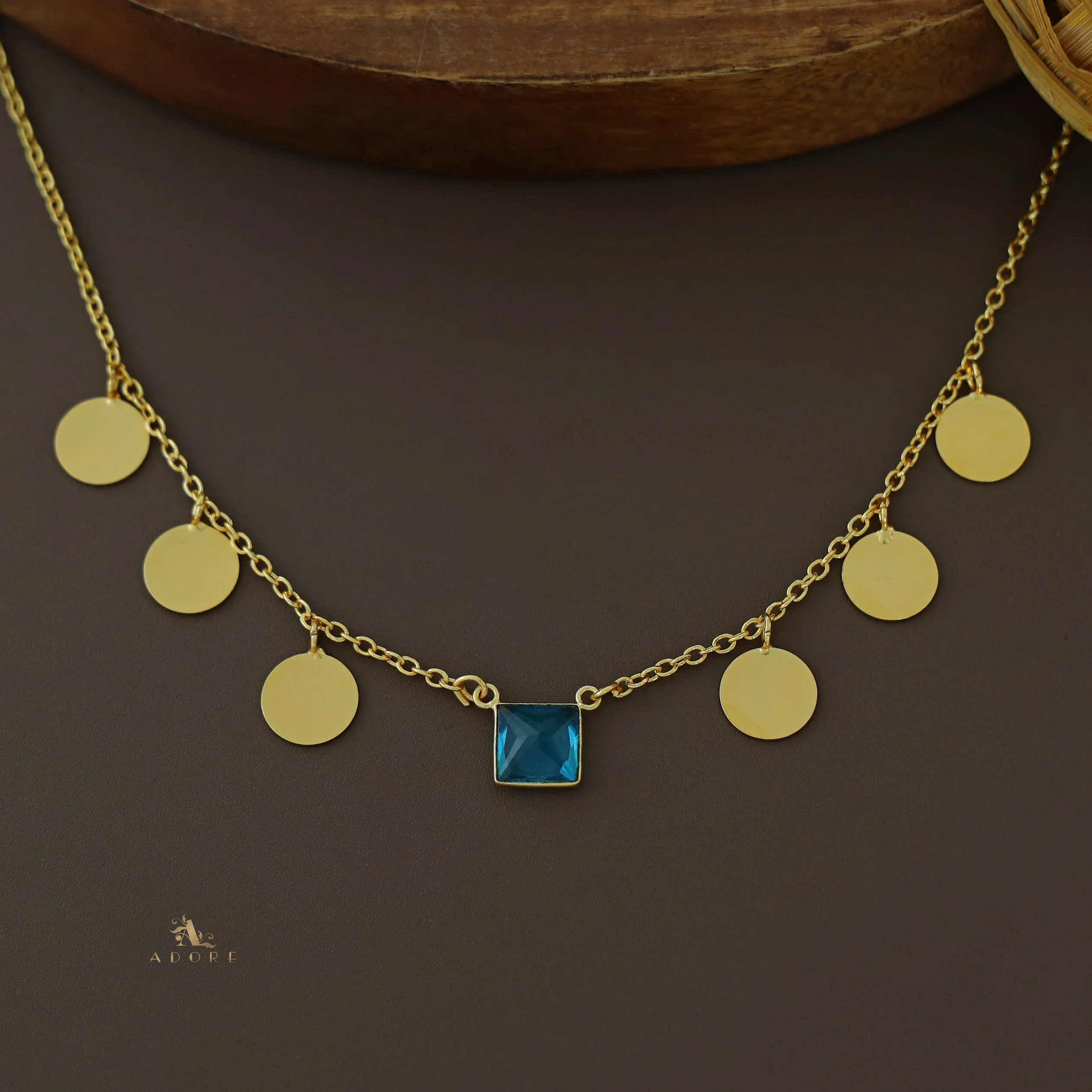 Golden Coins And Square Glossy Neckpiece - Image 8