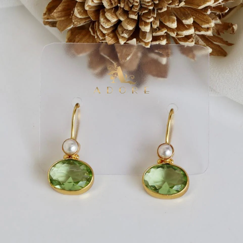 Golden Dhaarini Pearl Earring - Image 11