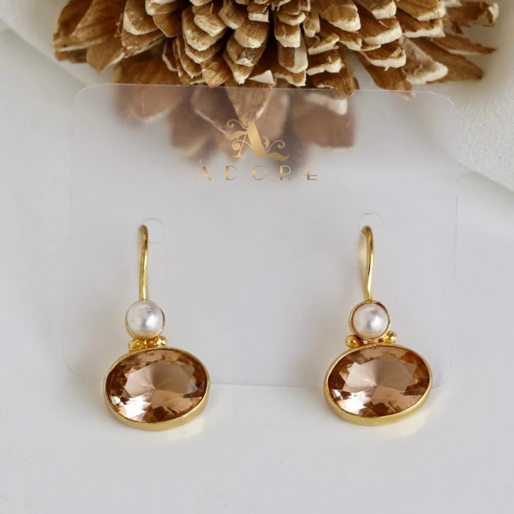 Golden Dhaarini Pearl Earring - Image 12
