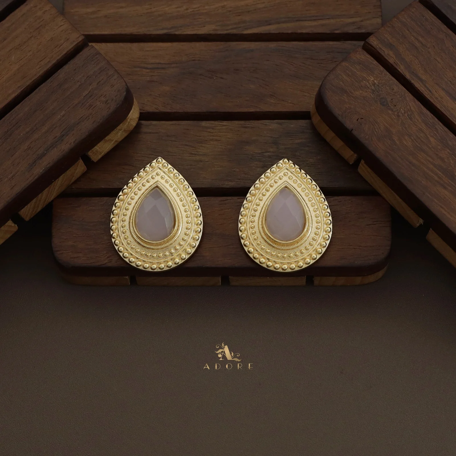 Golden Dotted Glossy Drop Long Neckpiece With Earring - Image 6