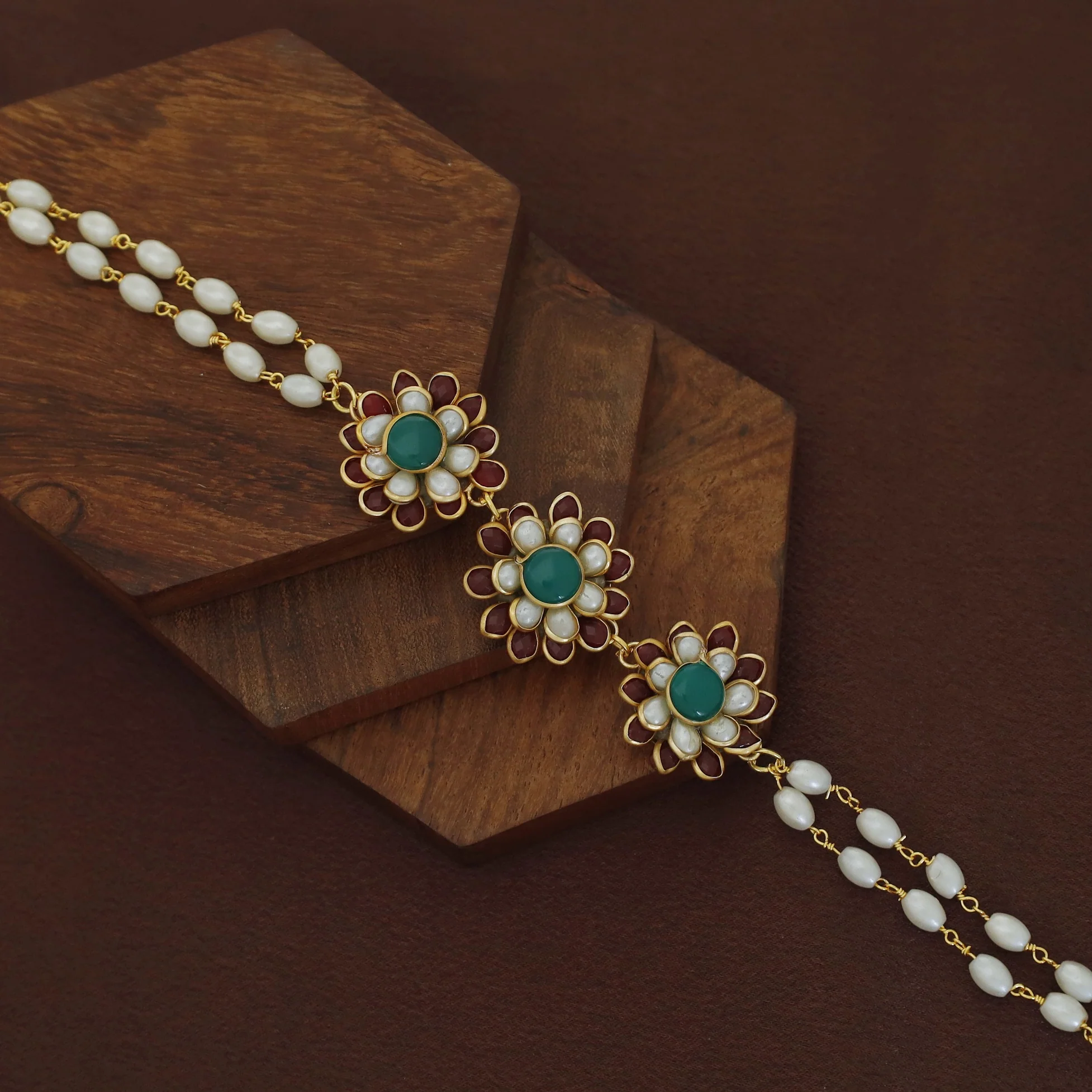 Golden Double Layer Tri Flower Pearl Choker - Image 2