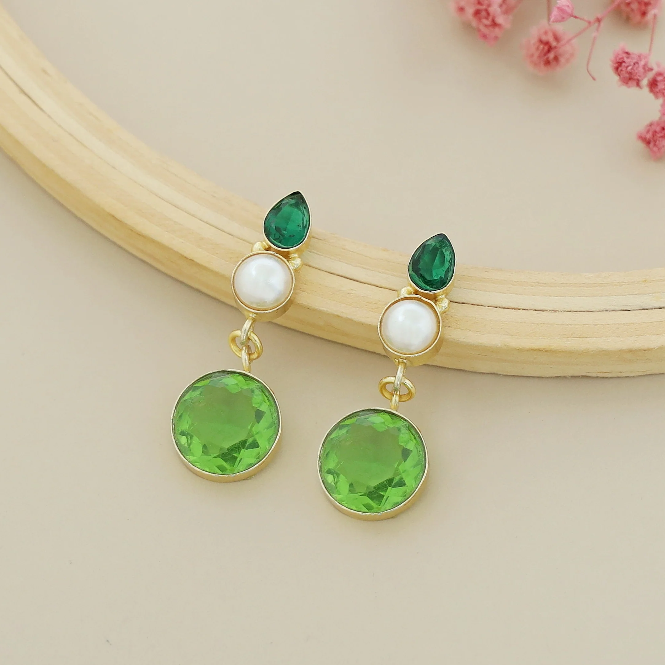Hita Dual Glossy And Pearl Earring - Image 7