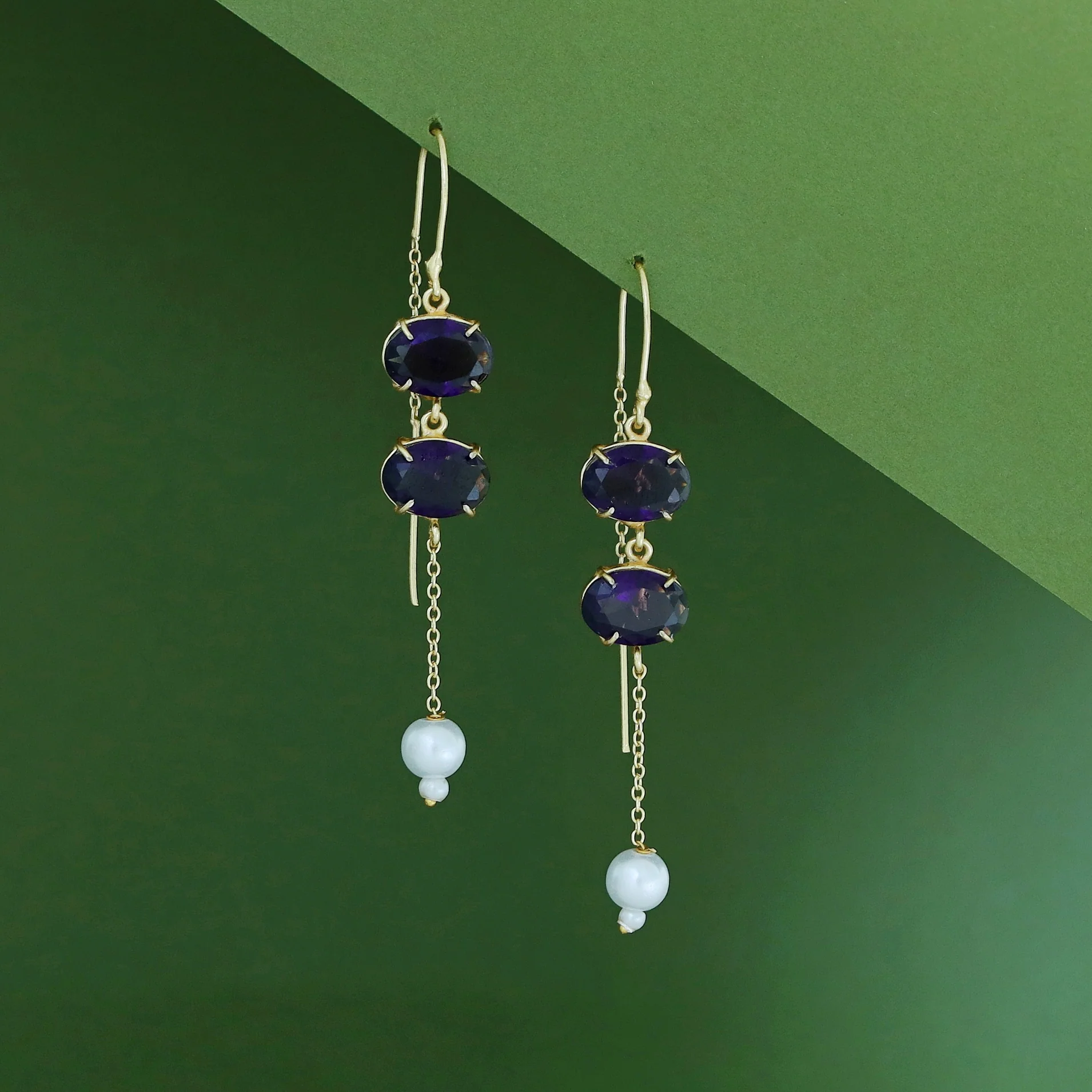 Emryn Glossy Dual Oval Pearl Needle And Thread Earring - Image 6