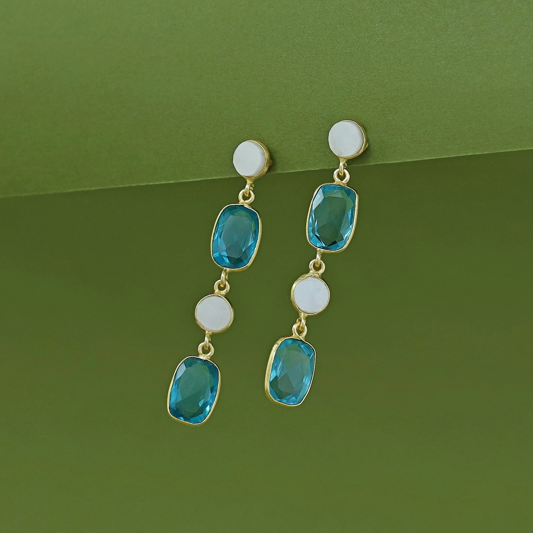 Eshita Golden Dual MOP + Glossy Earring - Image 9