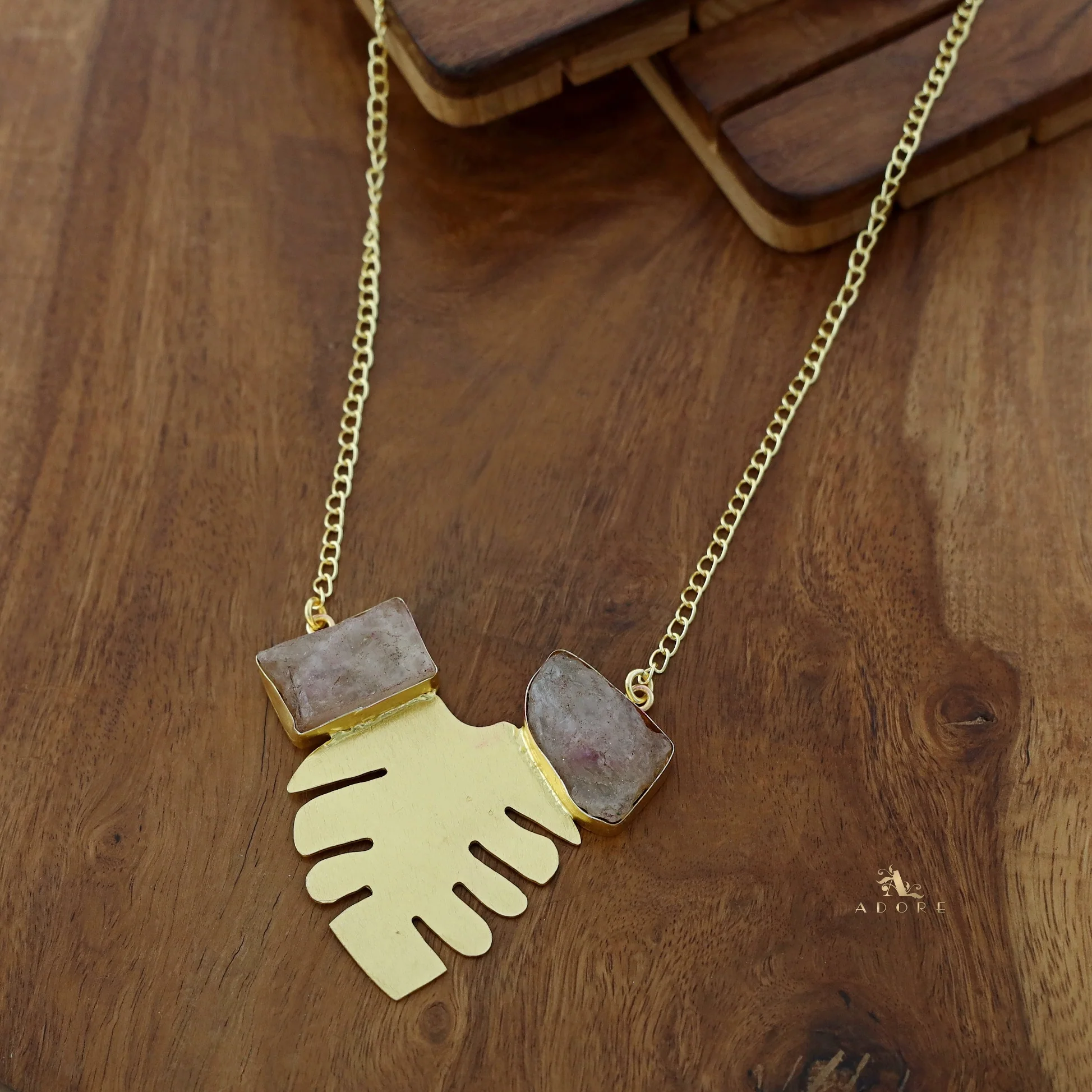 Golden Maple Leaf Dual Raw Stone Neckpiece - Image 18