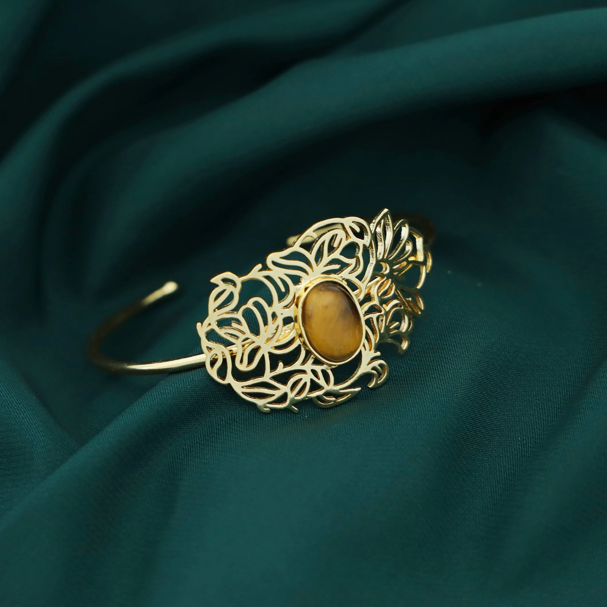 Golden Floral Filigree Oval Natural Stone Bracelet - Image 3