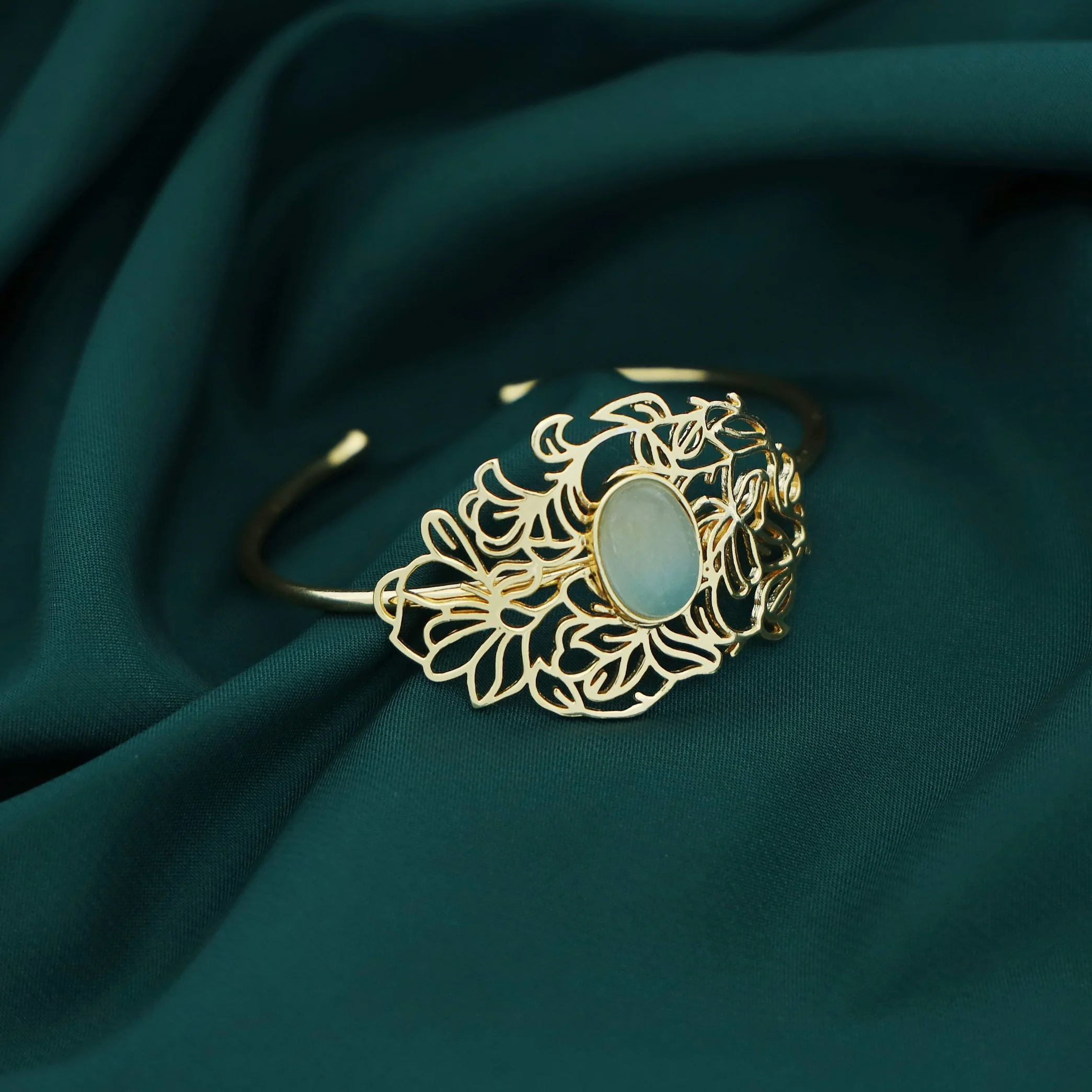 Golden Floral Filigree Oval Natural Stone Bracelet - Image 4