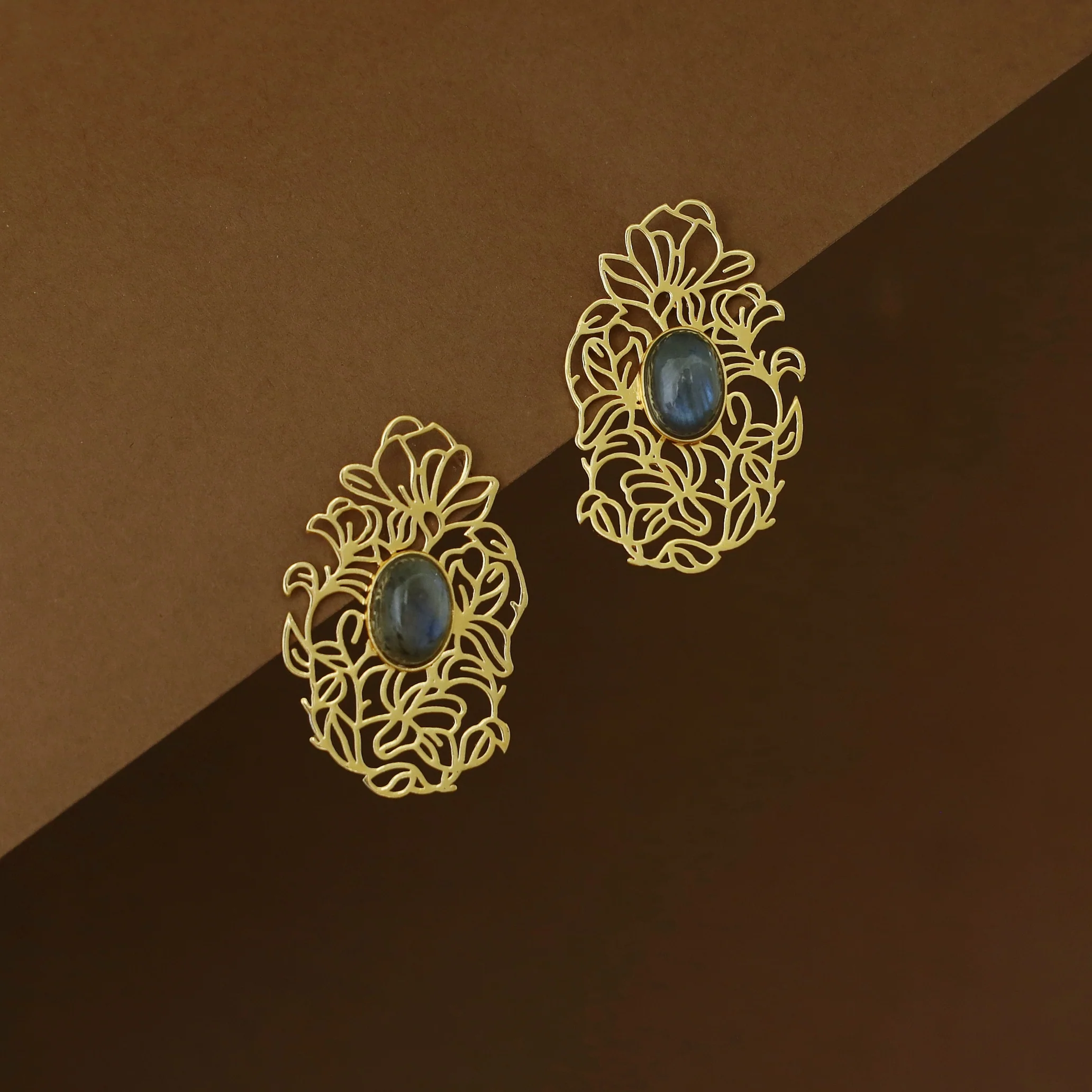Golden Floral Filigree Oval Natural Stone Earring - Image 3