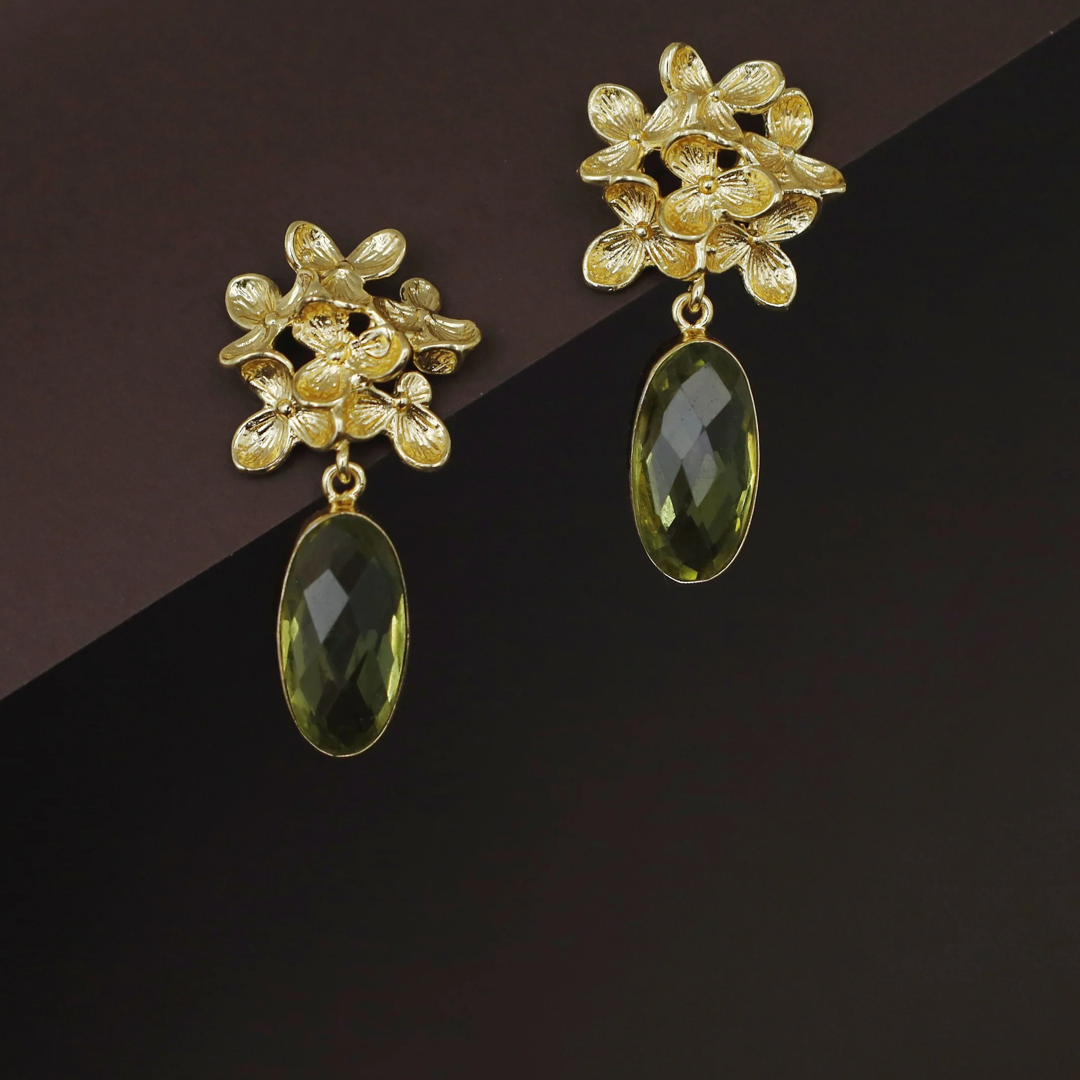Golden Flower Bunch Oval Glossy Stone Earring - Image 12