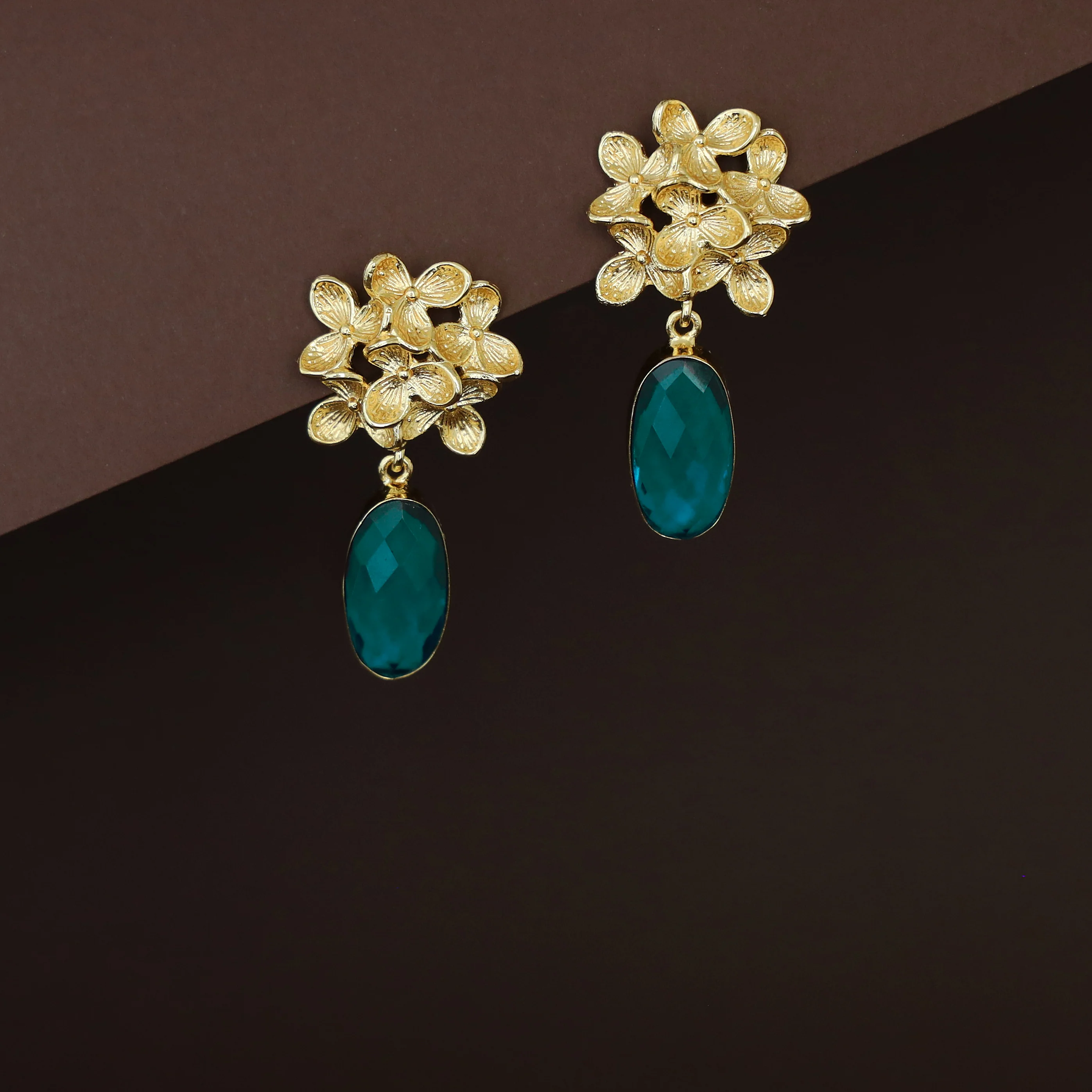 Golden Flower Bunch Oval Glossy Stone Earring - Image 13